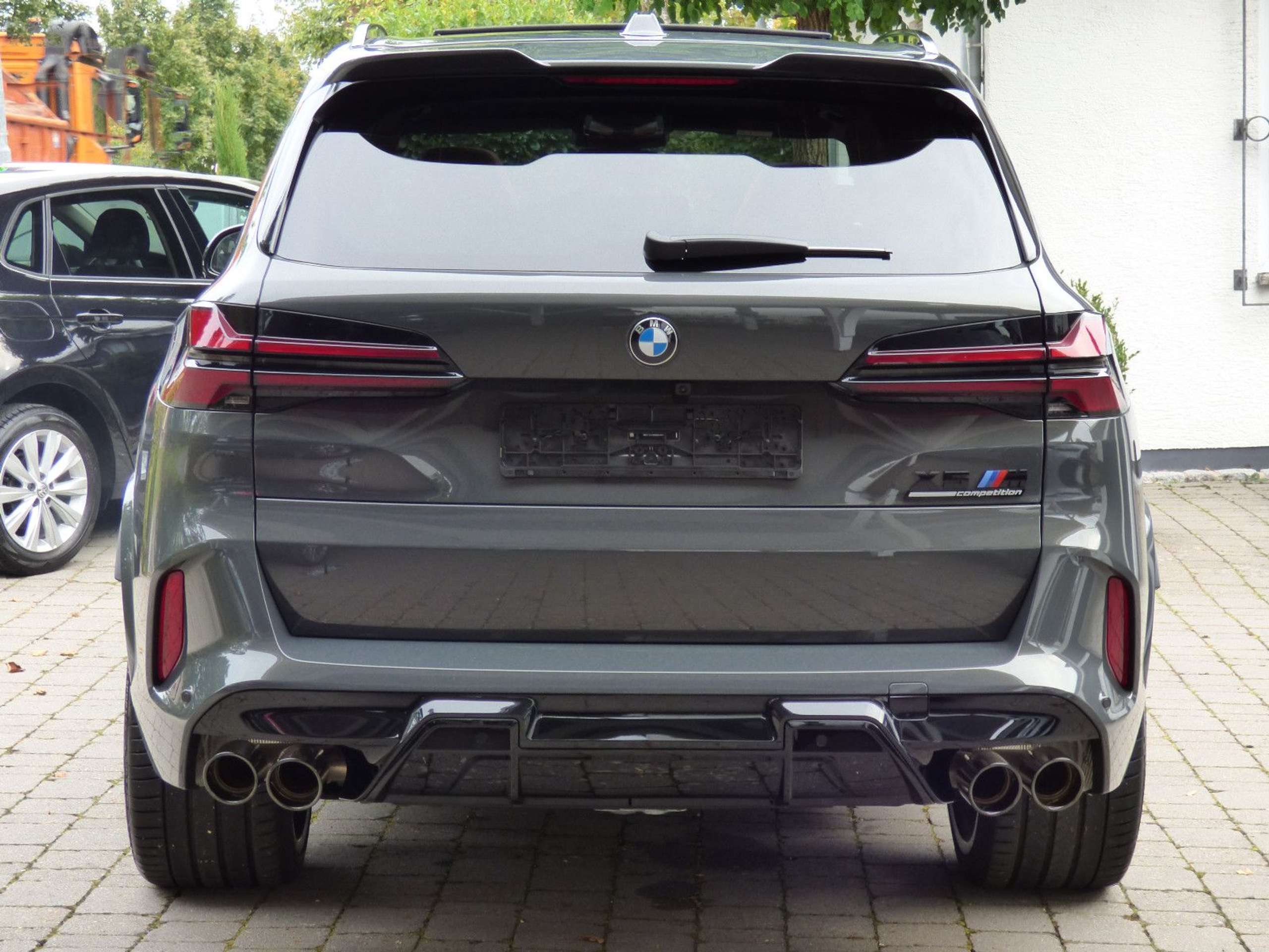 BMW - X5 M