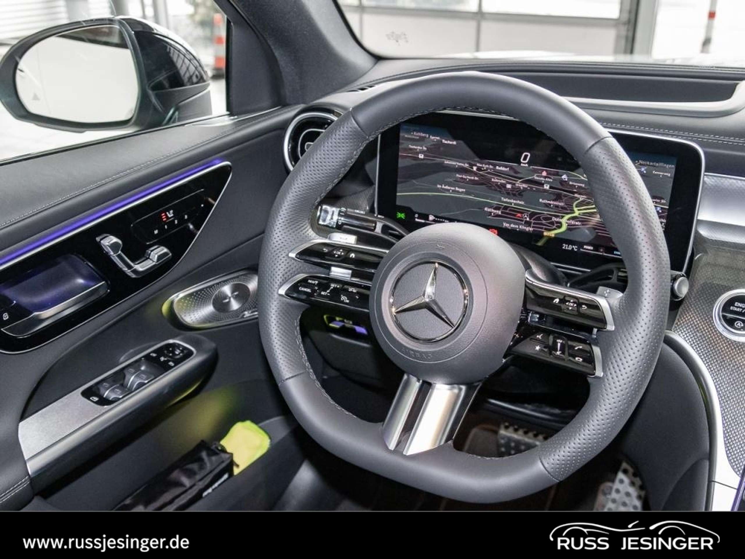 Mercedes-Benz - GLC 300