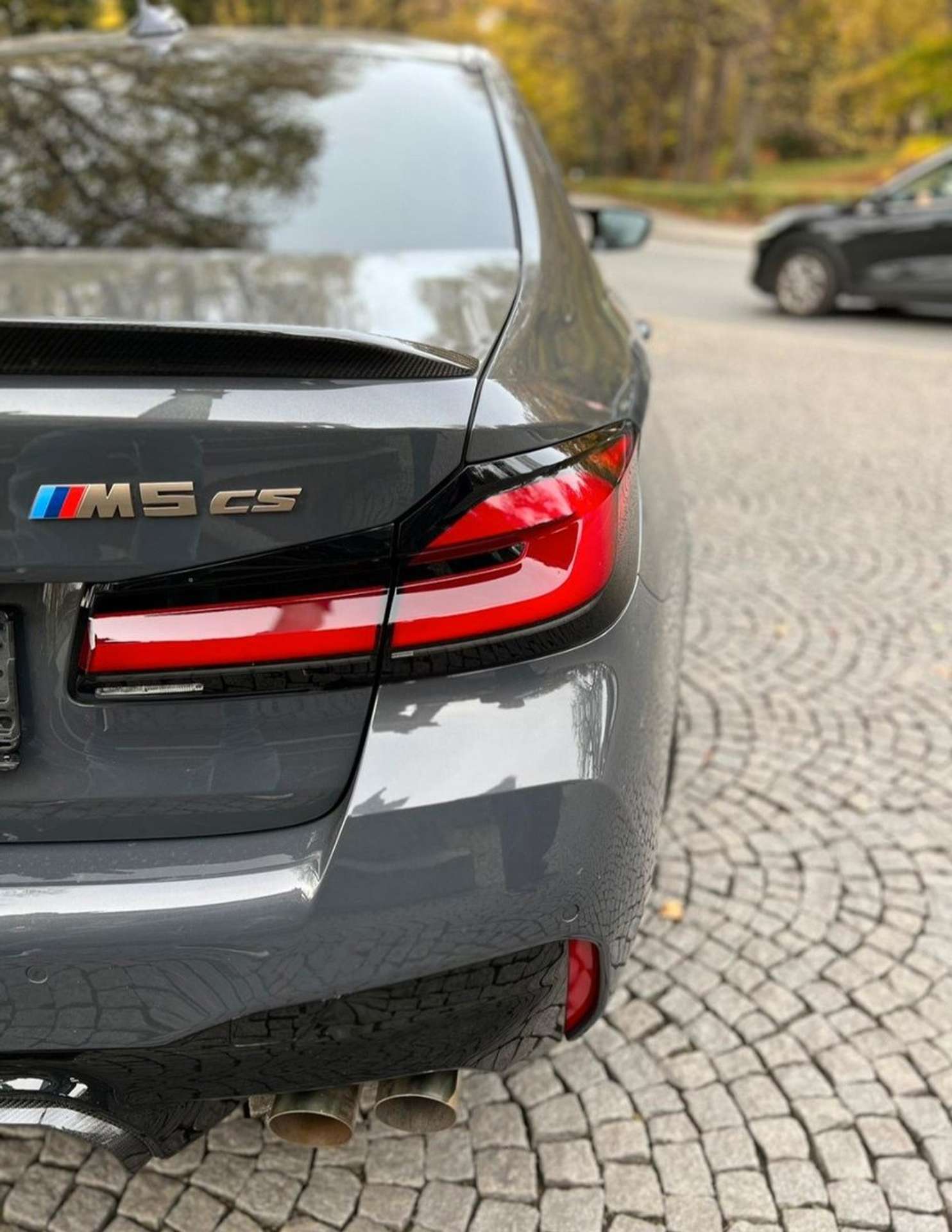 BMW - M5