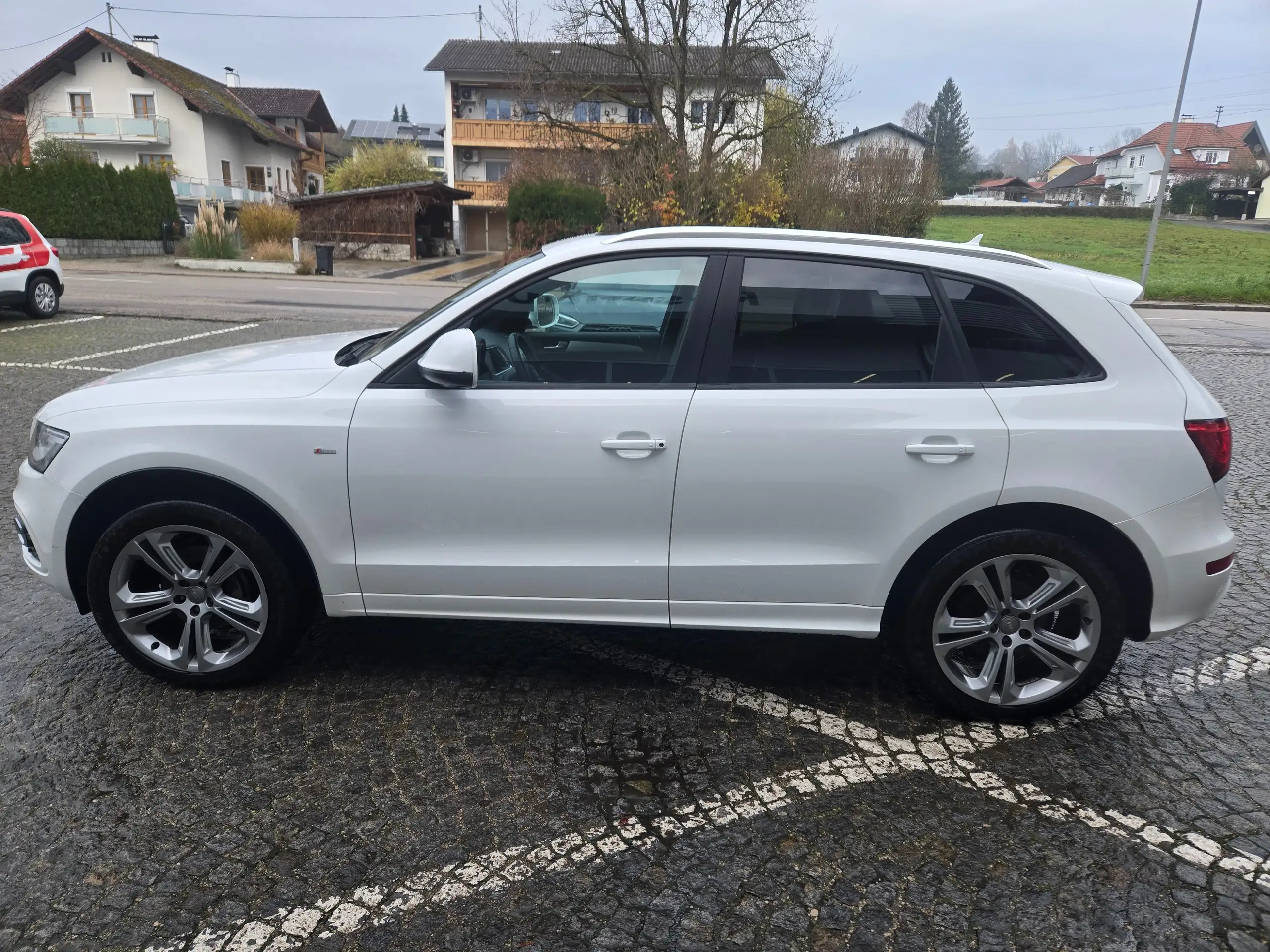 Audi - Q5