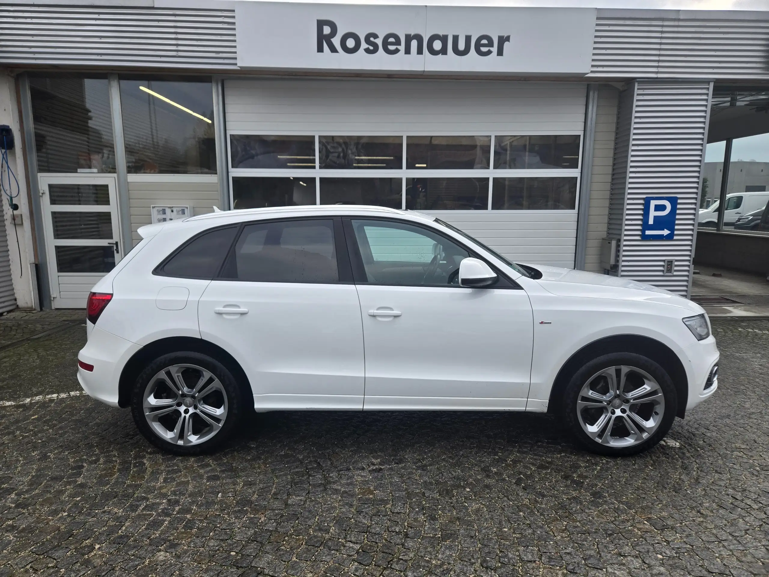 Audi - Q5