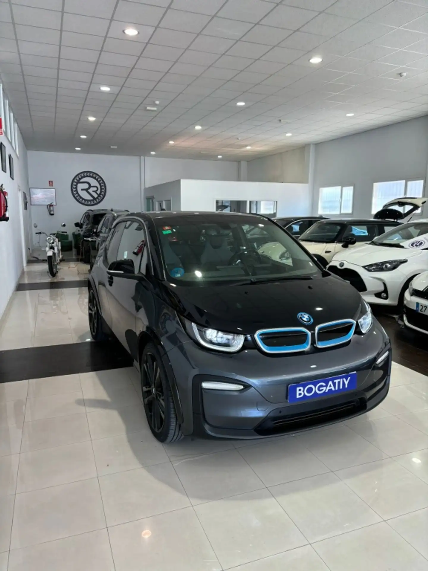 BMW - i3