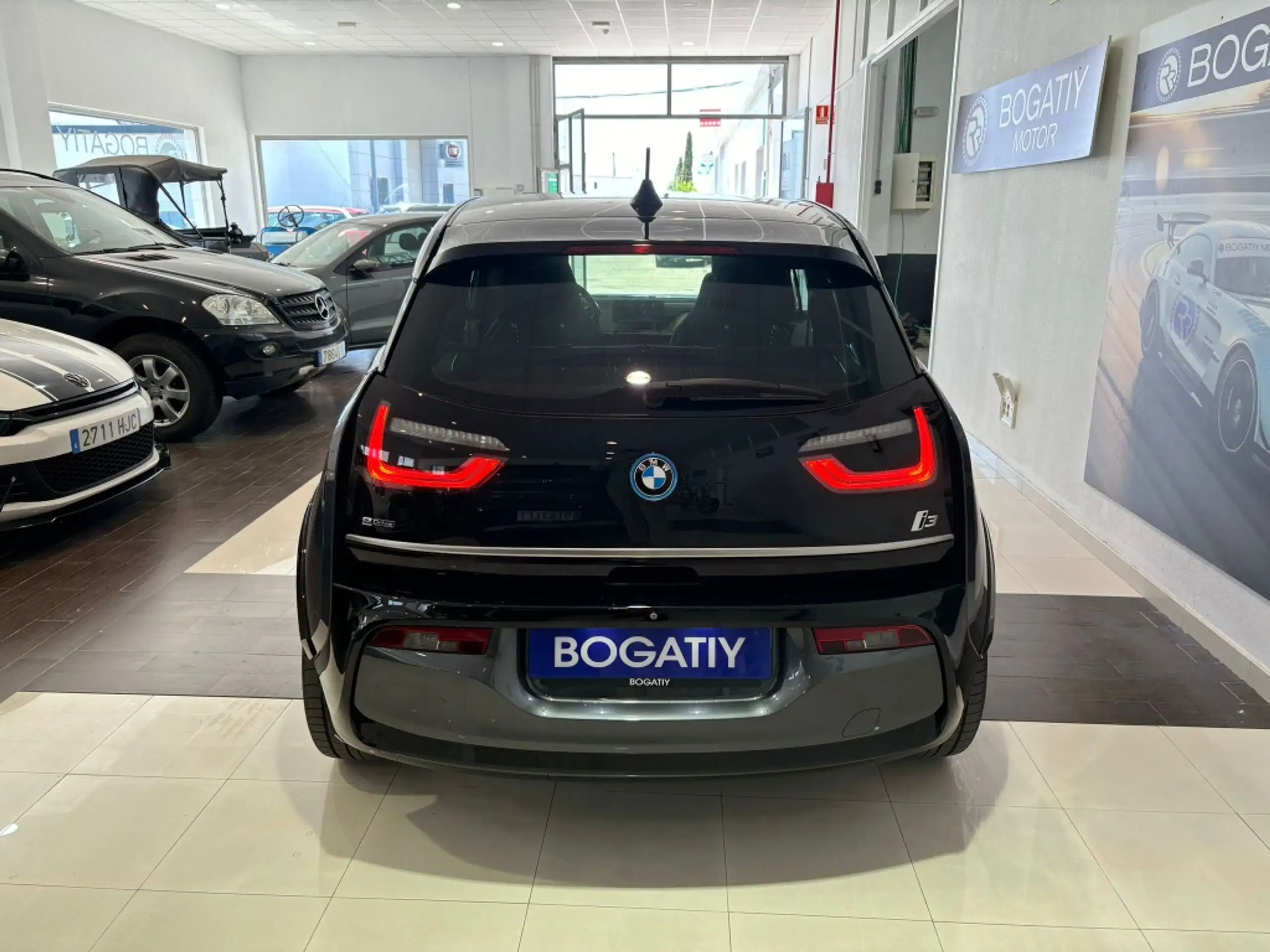 BMW - i3