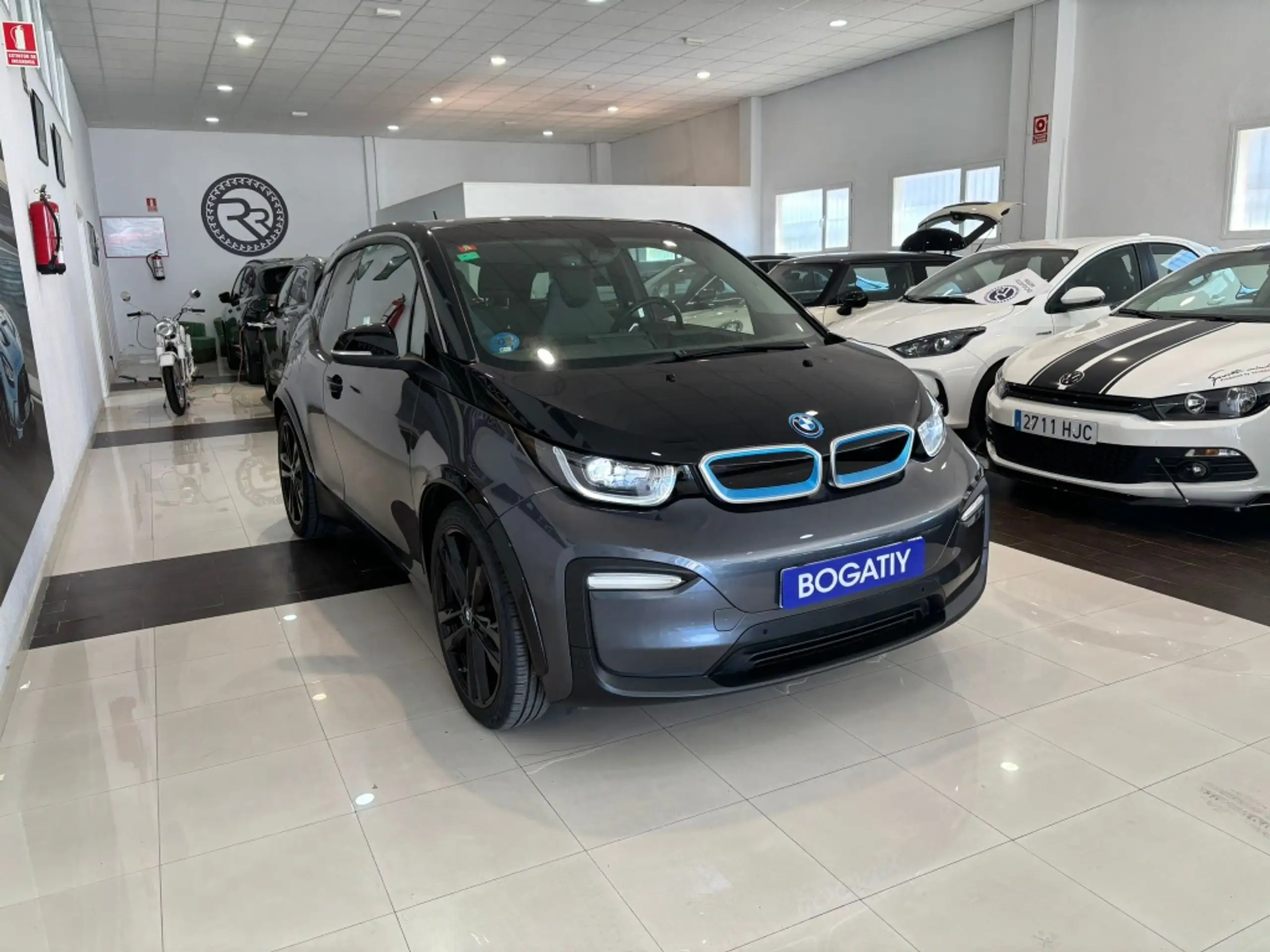 BMW - i3