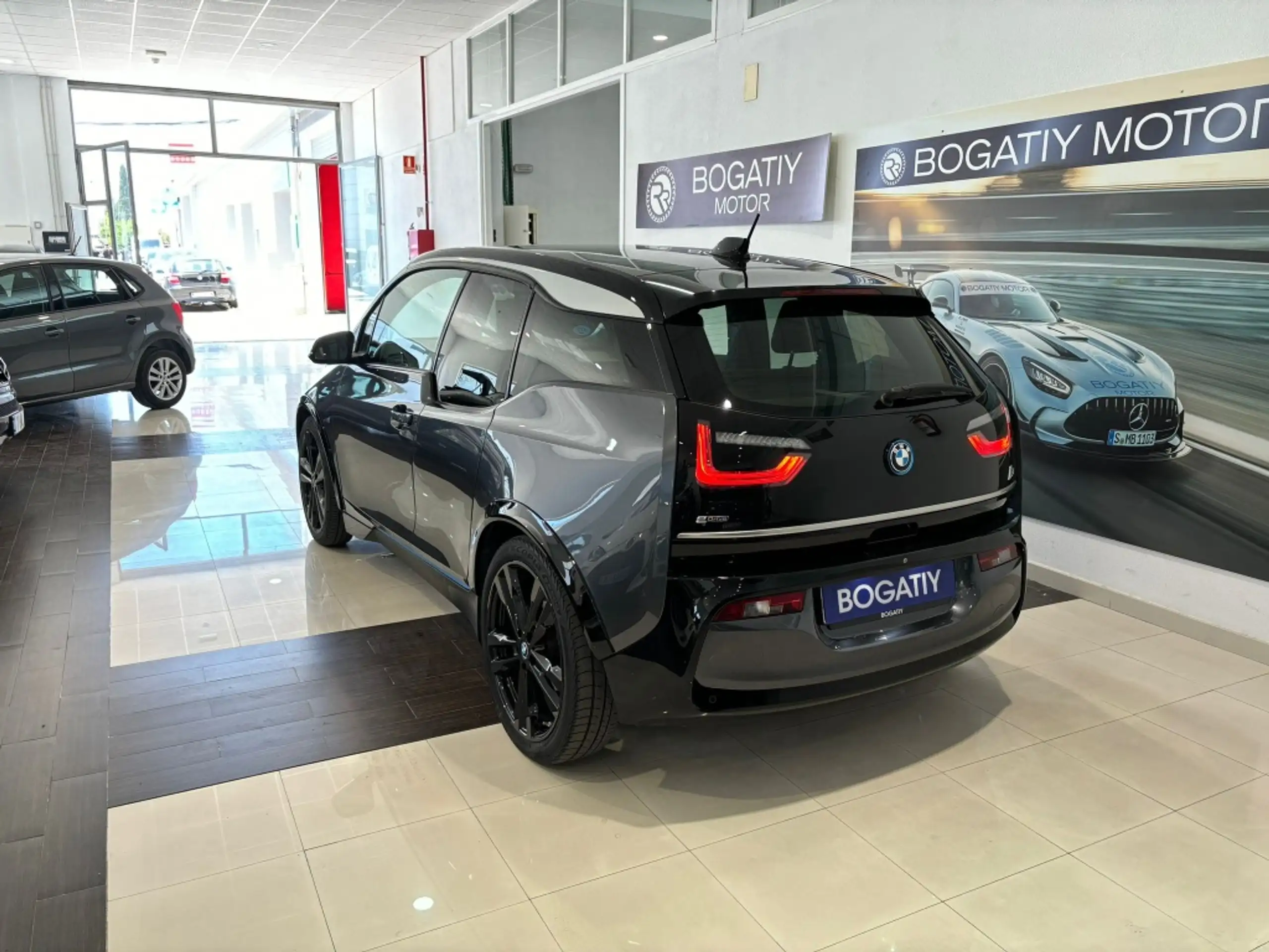 BMW - i3