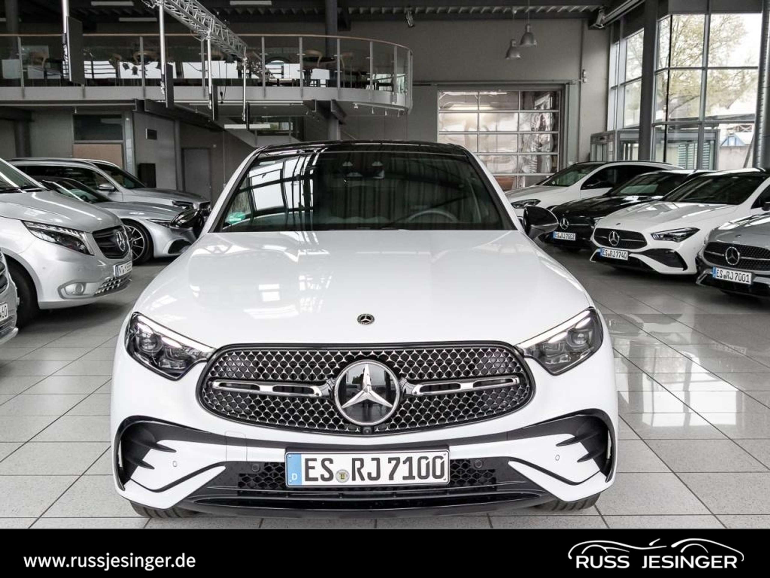 Mercedes-Benz - GLC 300