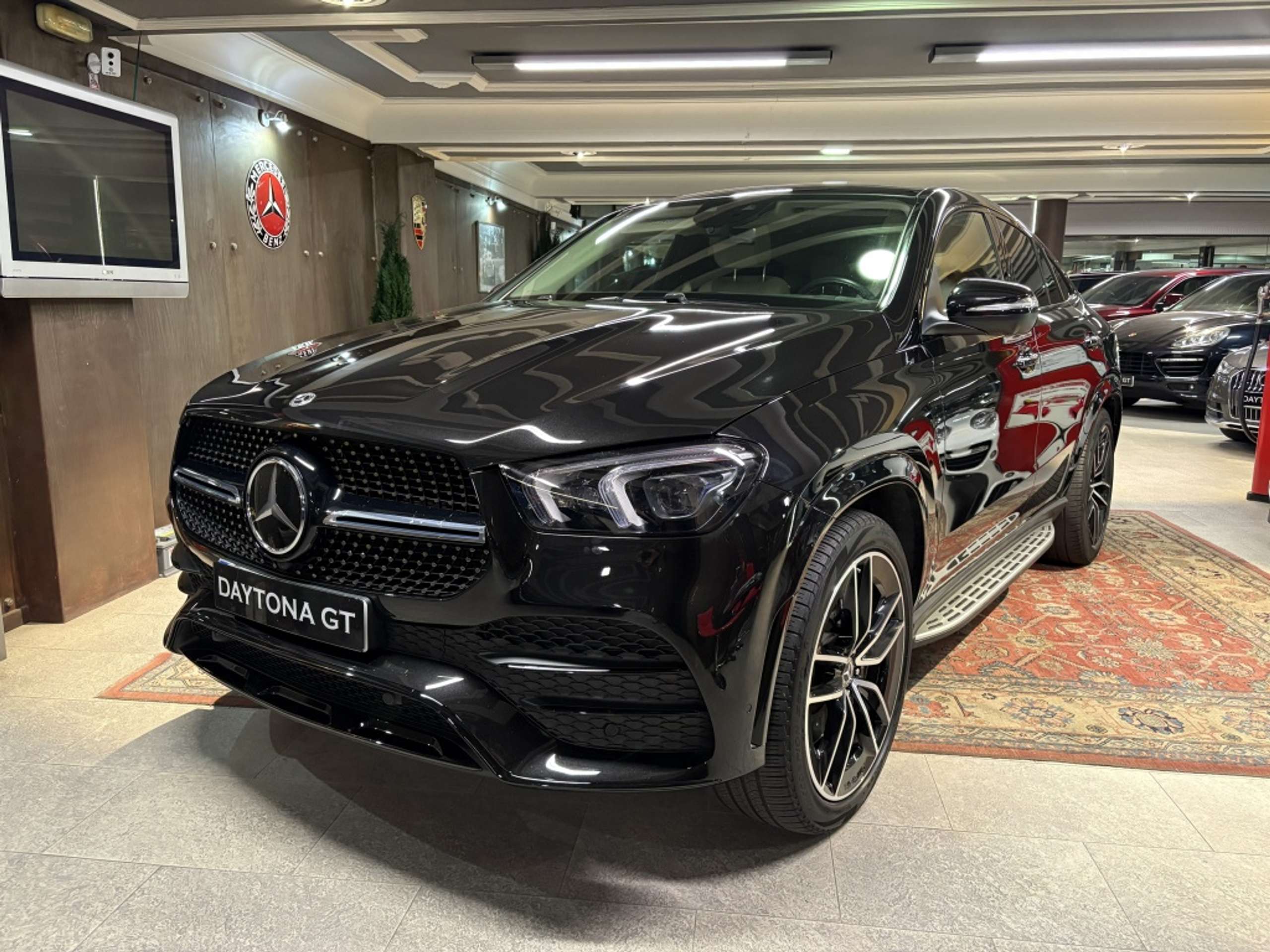 Mercedes-Benz - GLE 350