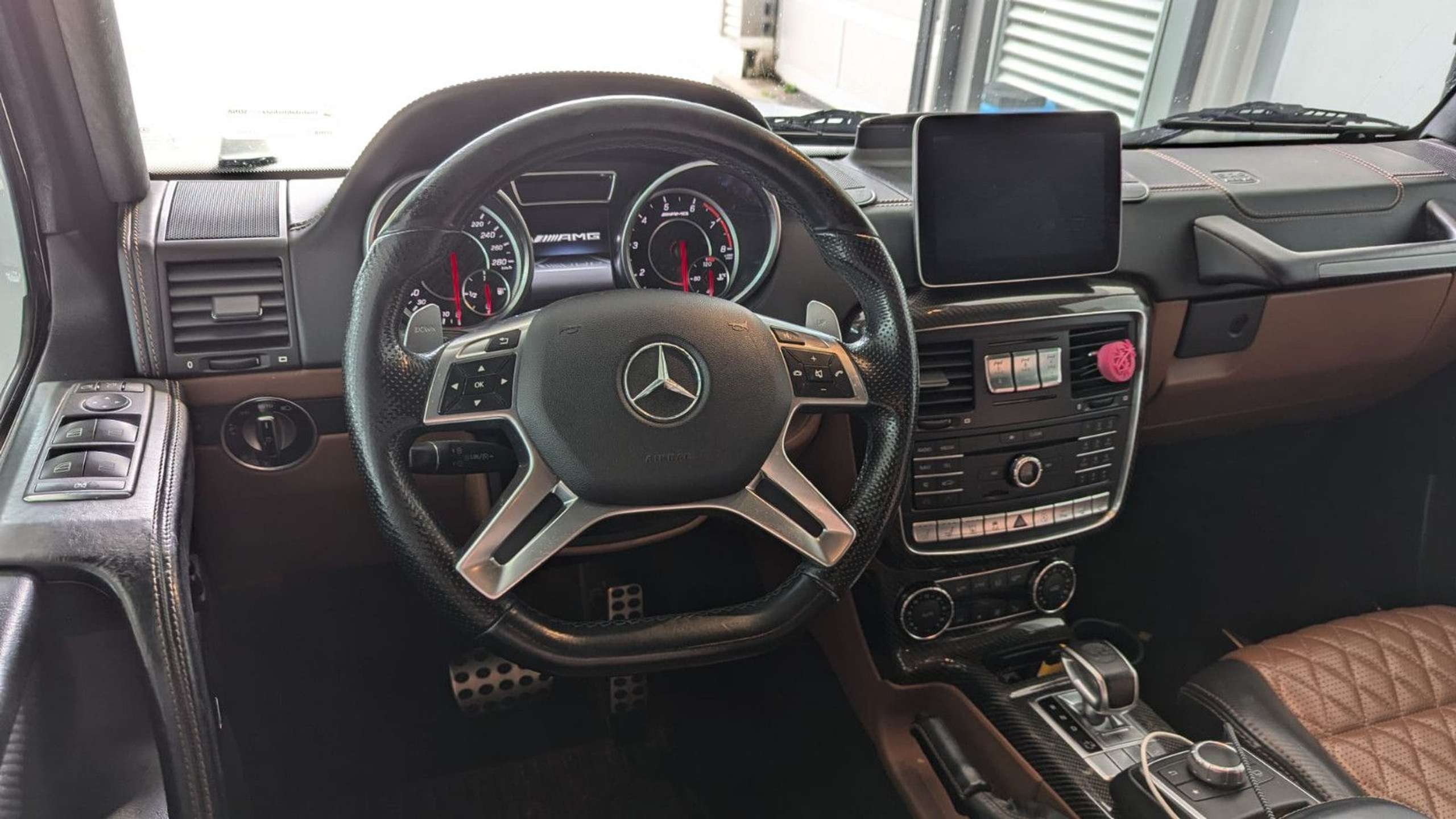 Mercedes-Benz - G 63 AMG