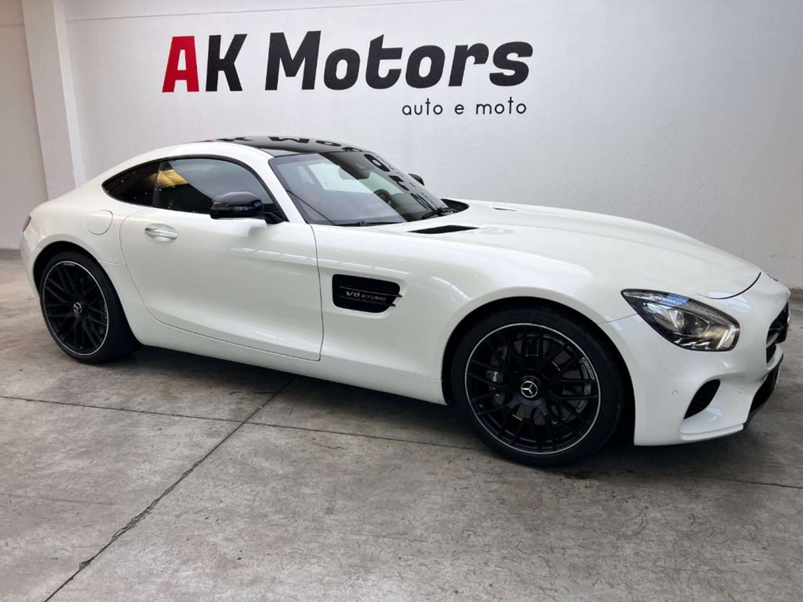 Mercedes-Benz - AMG GT