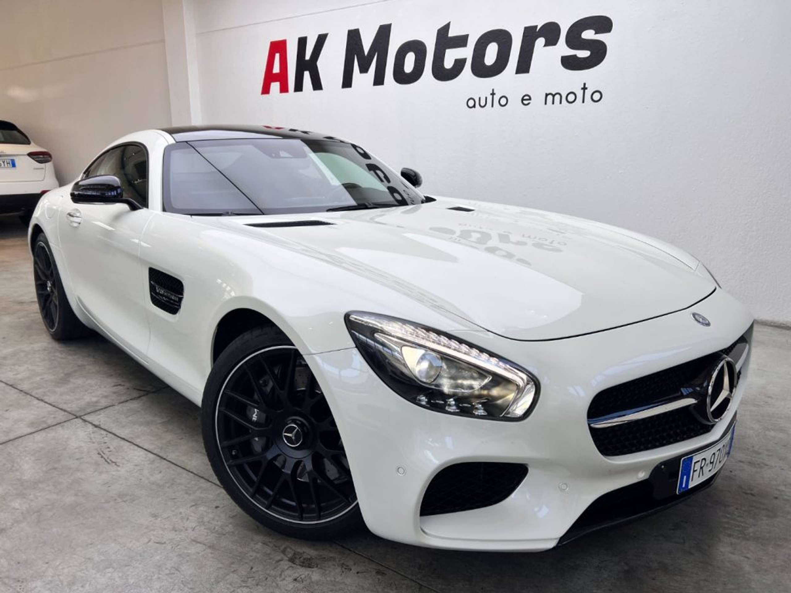 Mercedes-Benz - AMG GT