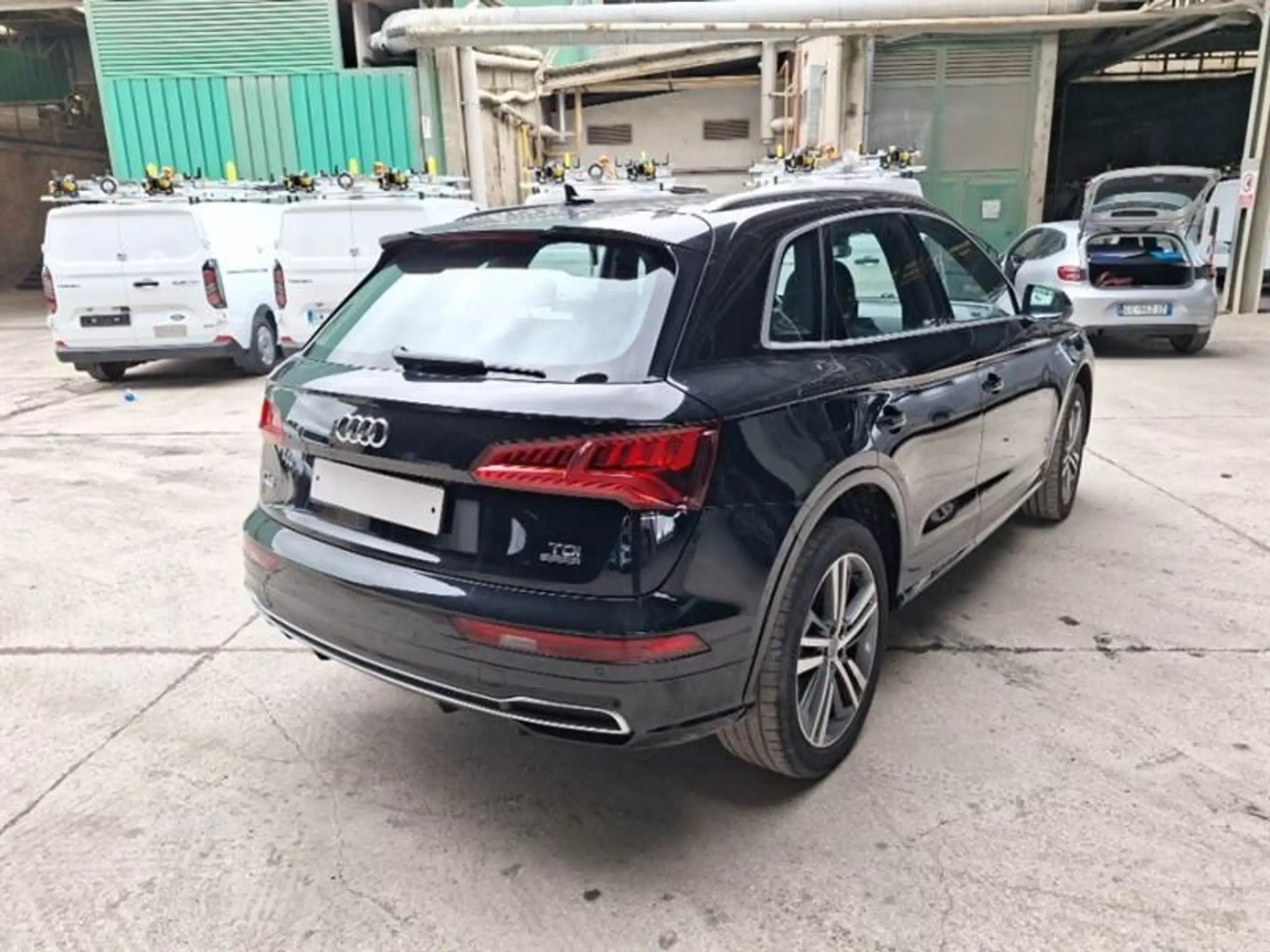 Audi - Q5