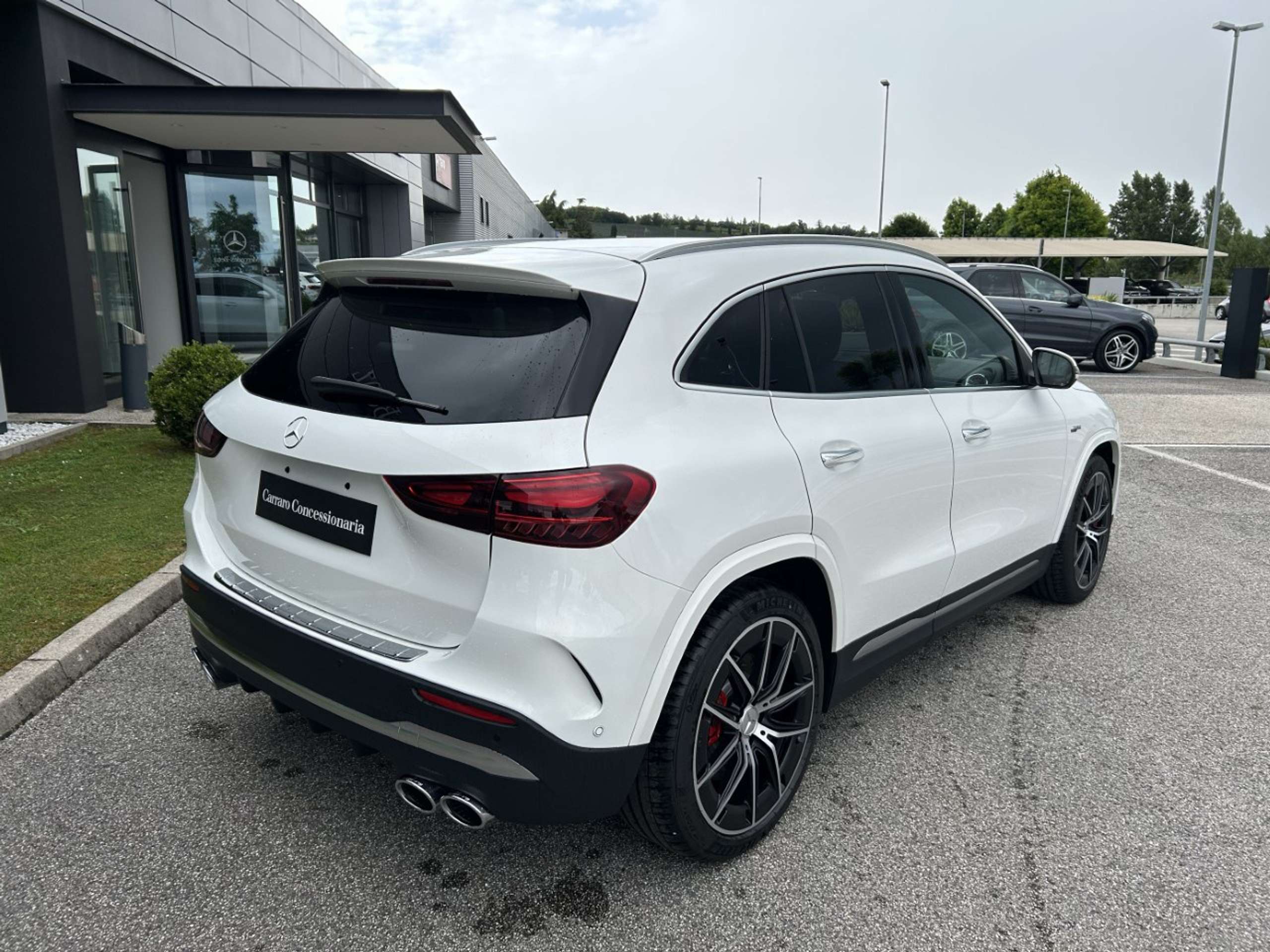 Mercedes-Benz - GLA 45 AMG