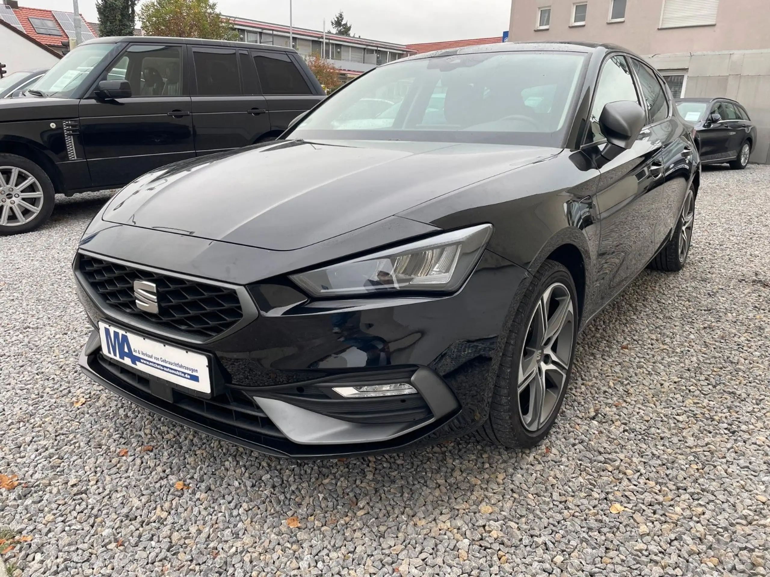 SEAT - Leon