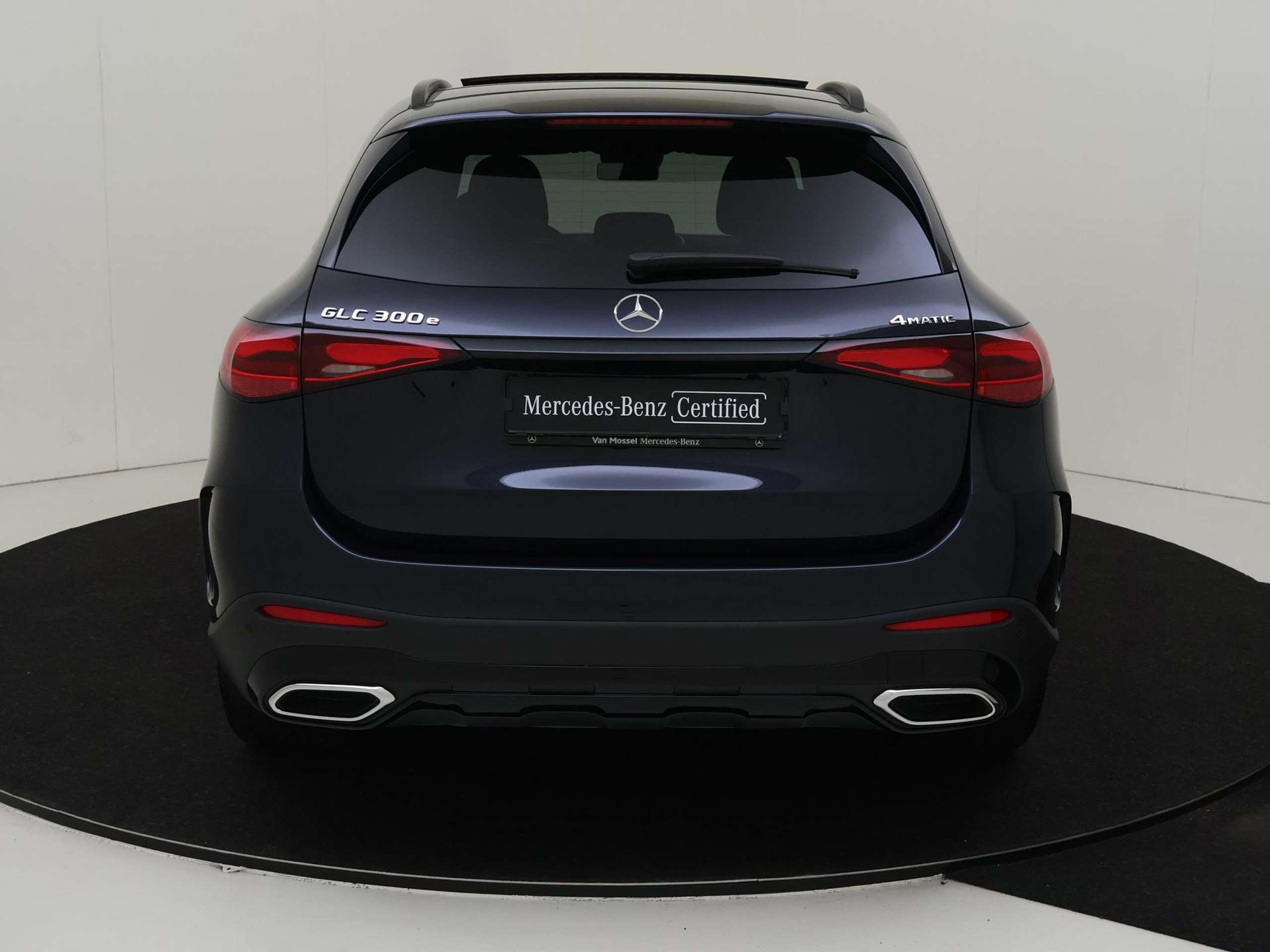 Mercedes-Benz - GLC 300