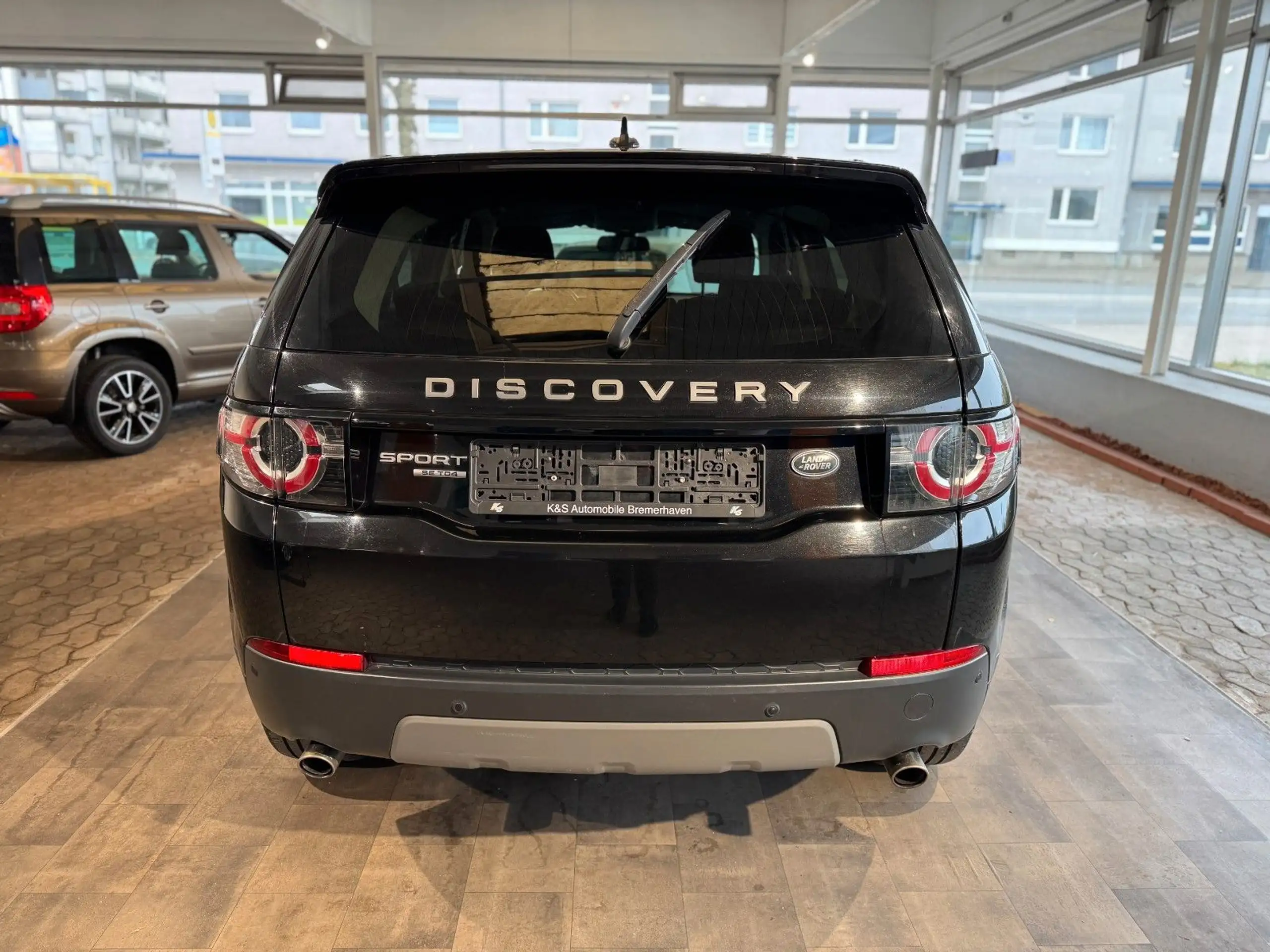 Land Rover - Discovery