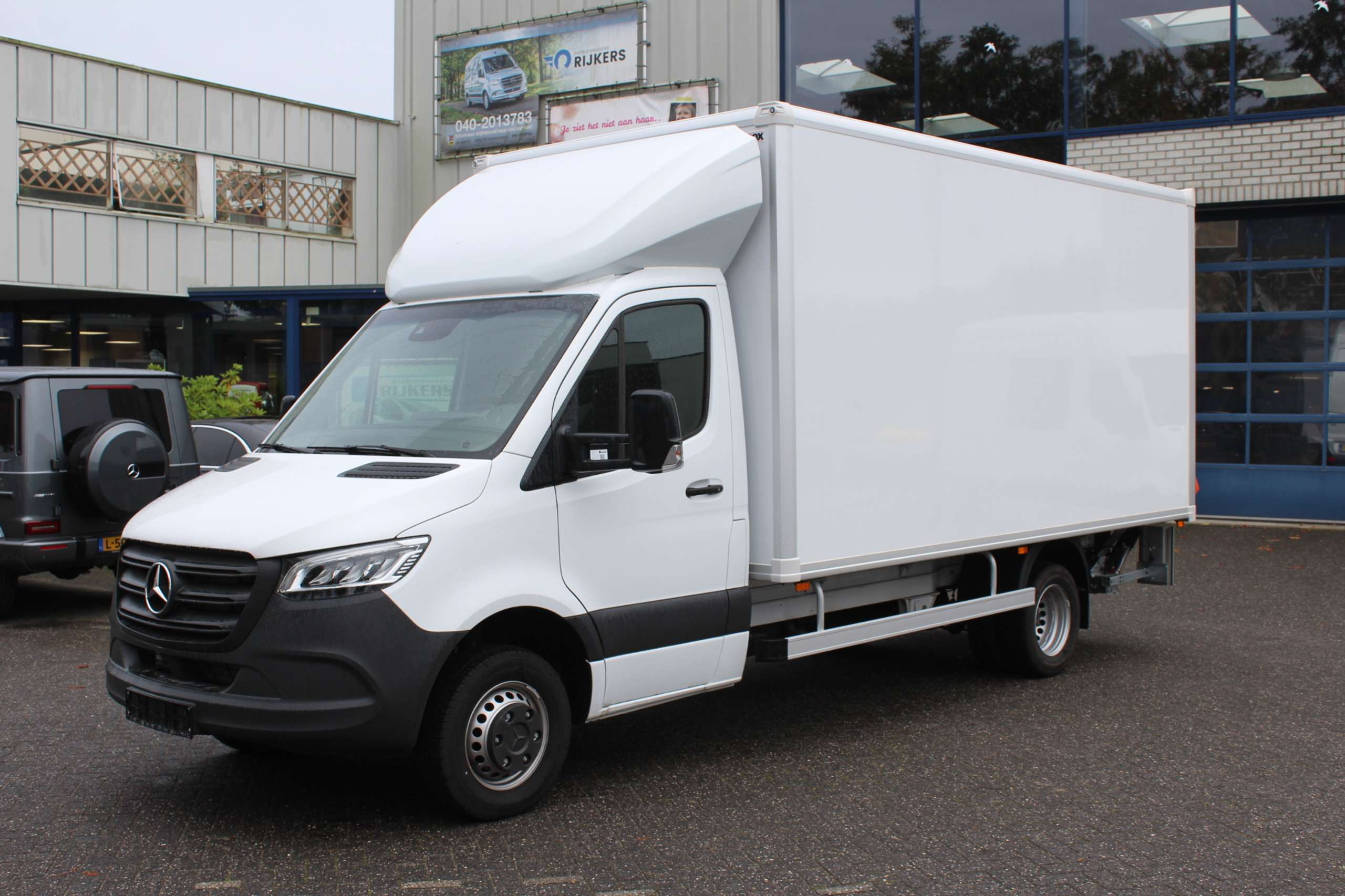 Mercedes-Benz - Sprinter