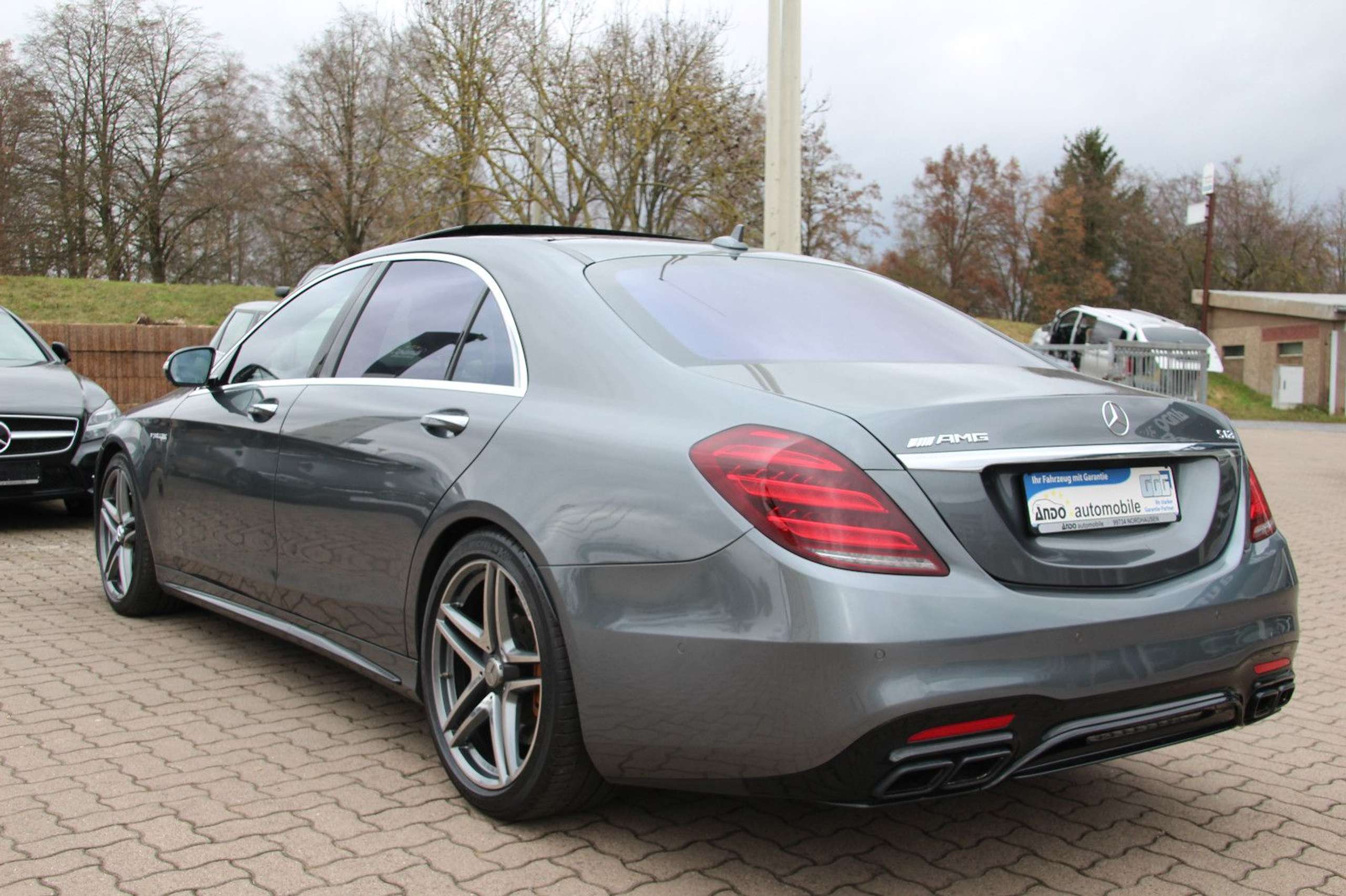 Mercedes-Benz - S 63 AMG