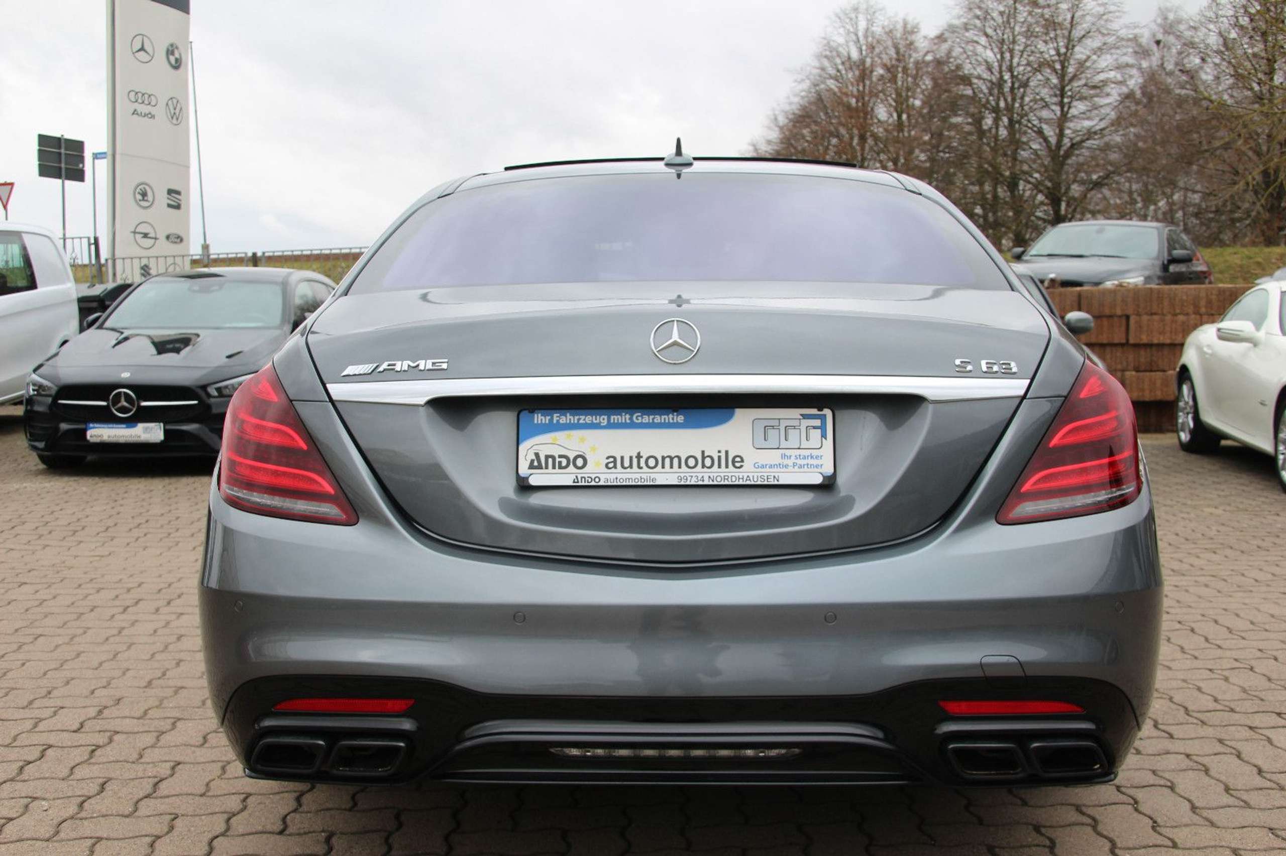 Mercedes-Benz - S 63 AMG