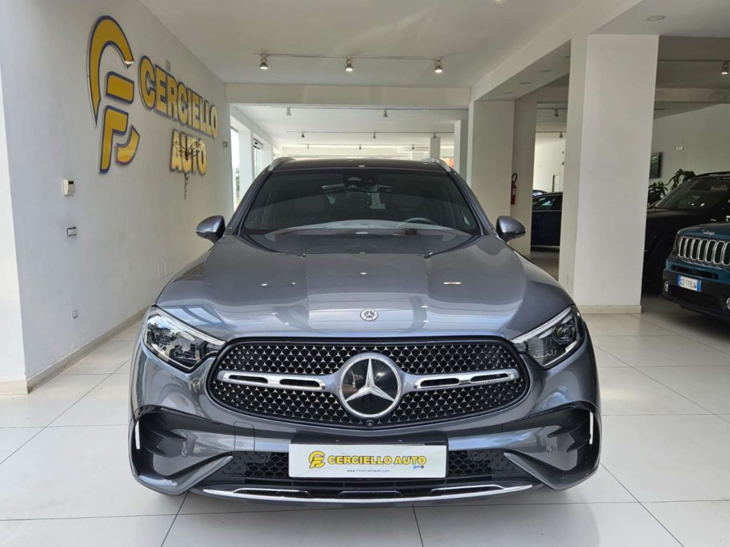 Mercedes-Benz GLC 300 2023