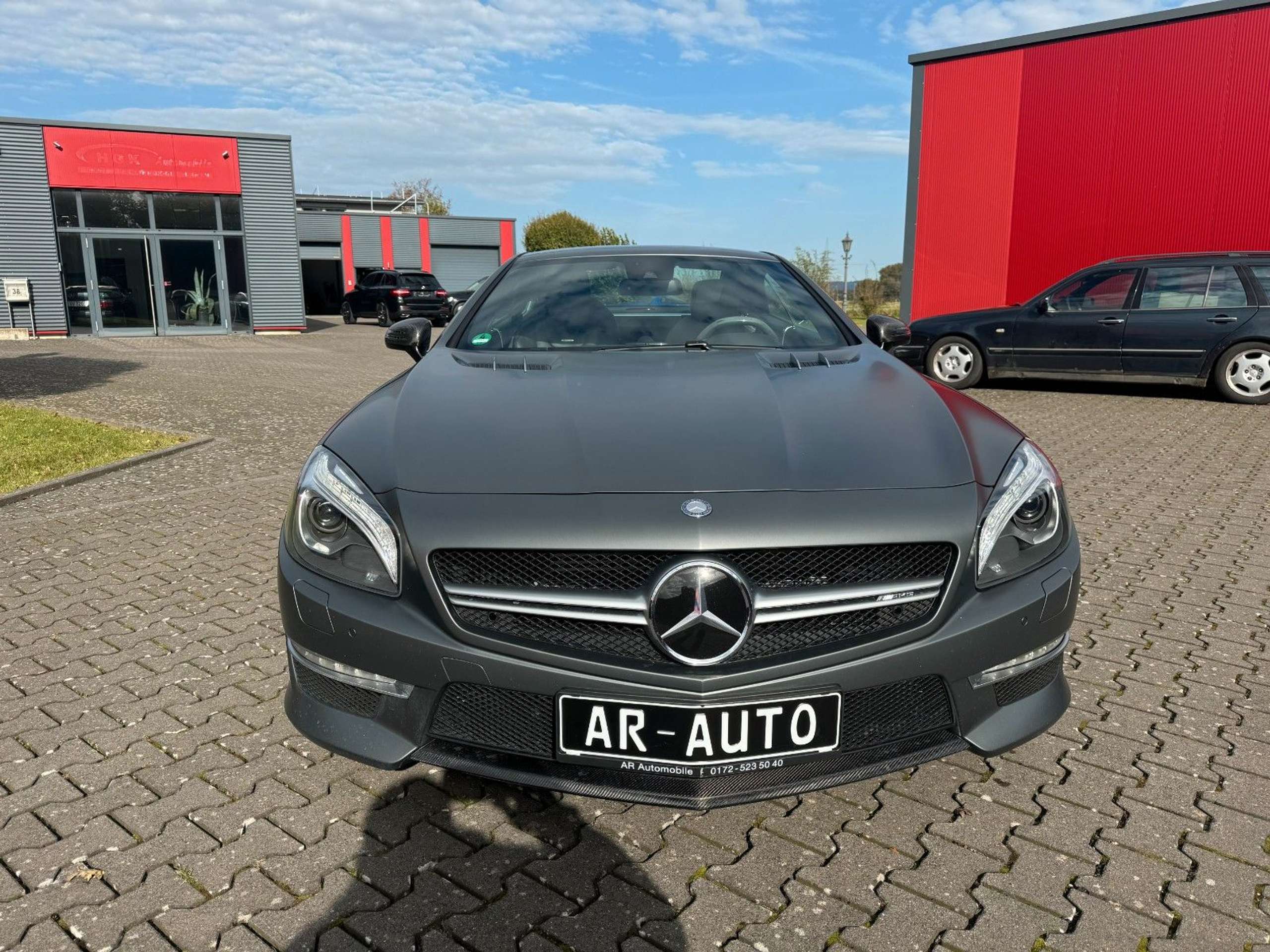 Mercedes-Benz - SL 63 AMG