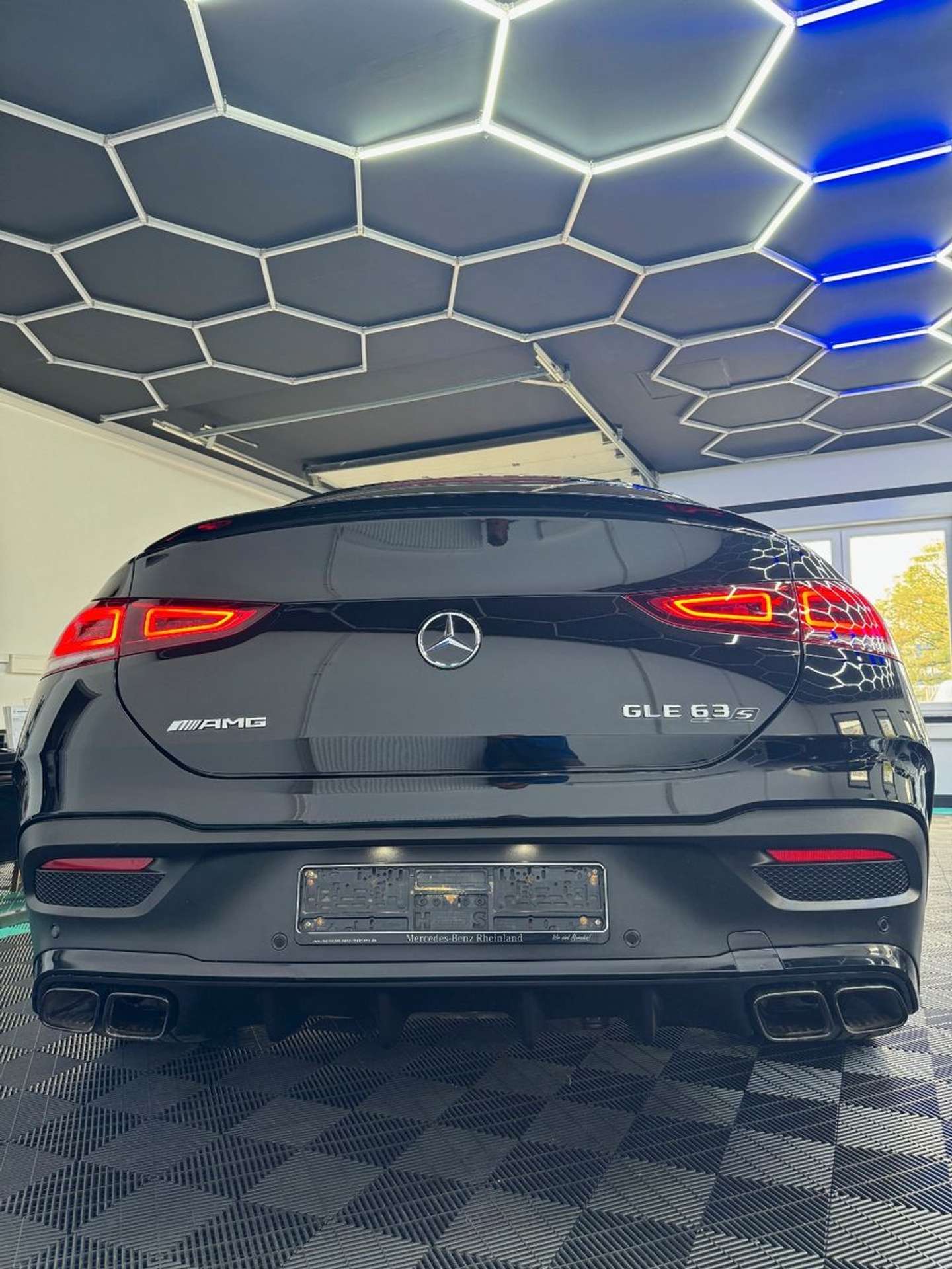 Mercedes-Benz - GLE 63 AMG