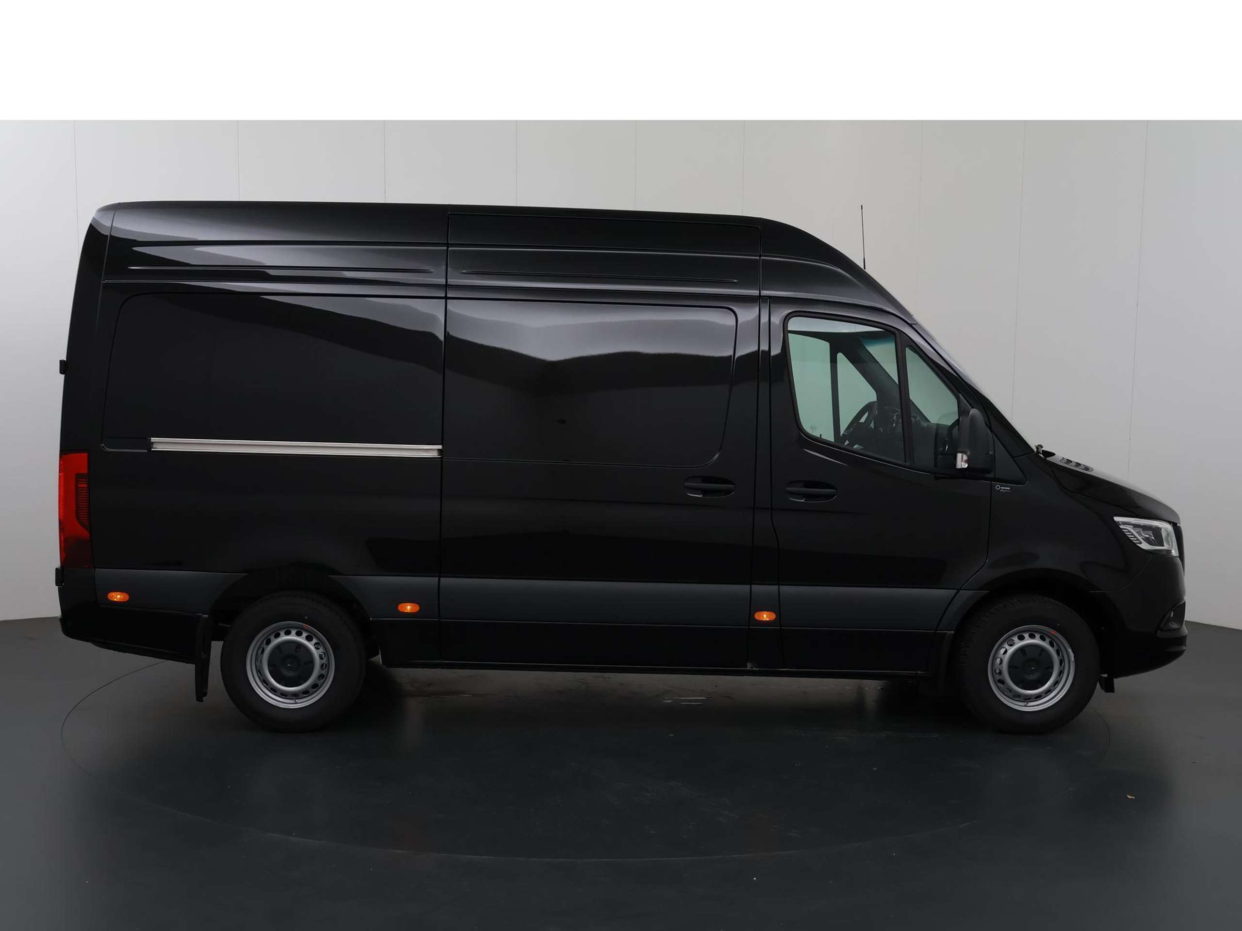 Mercedes-Benz Sprinter 2024