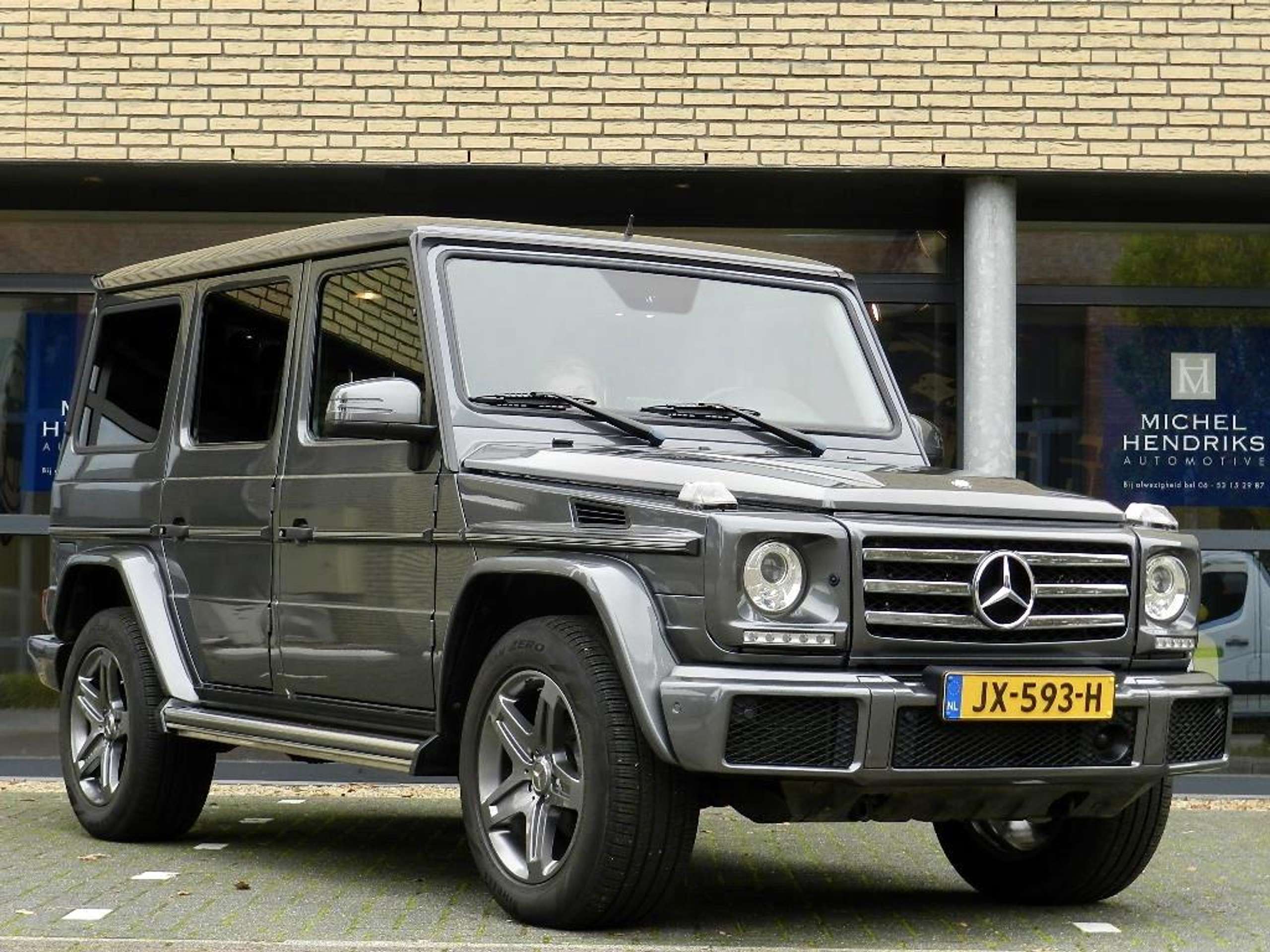 Mercedes-Benz - G 350