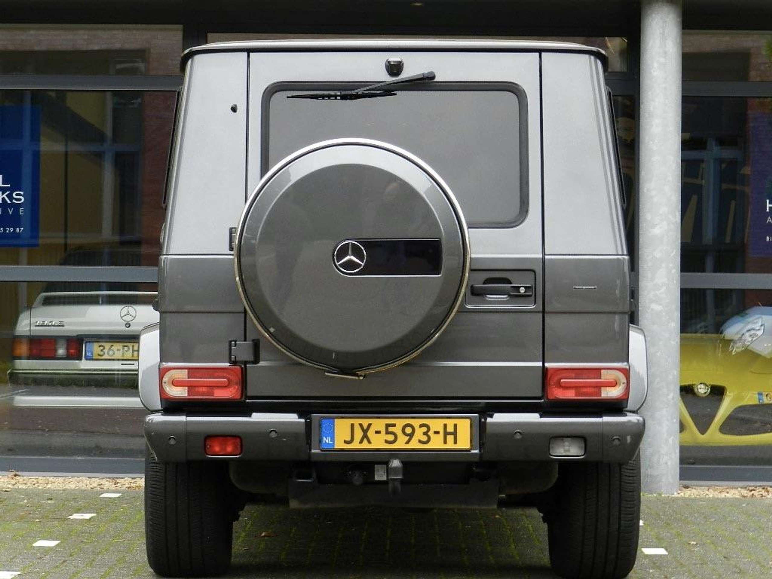 Mercedes-Benz - G 350