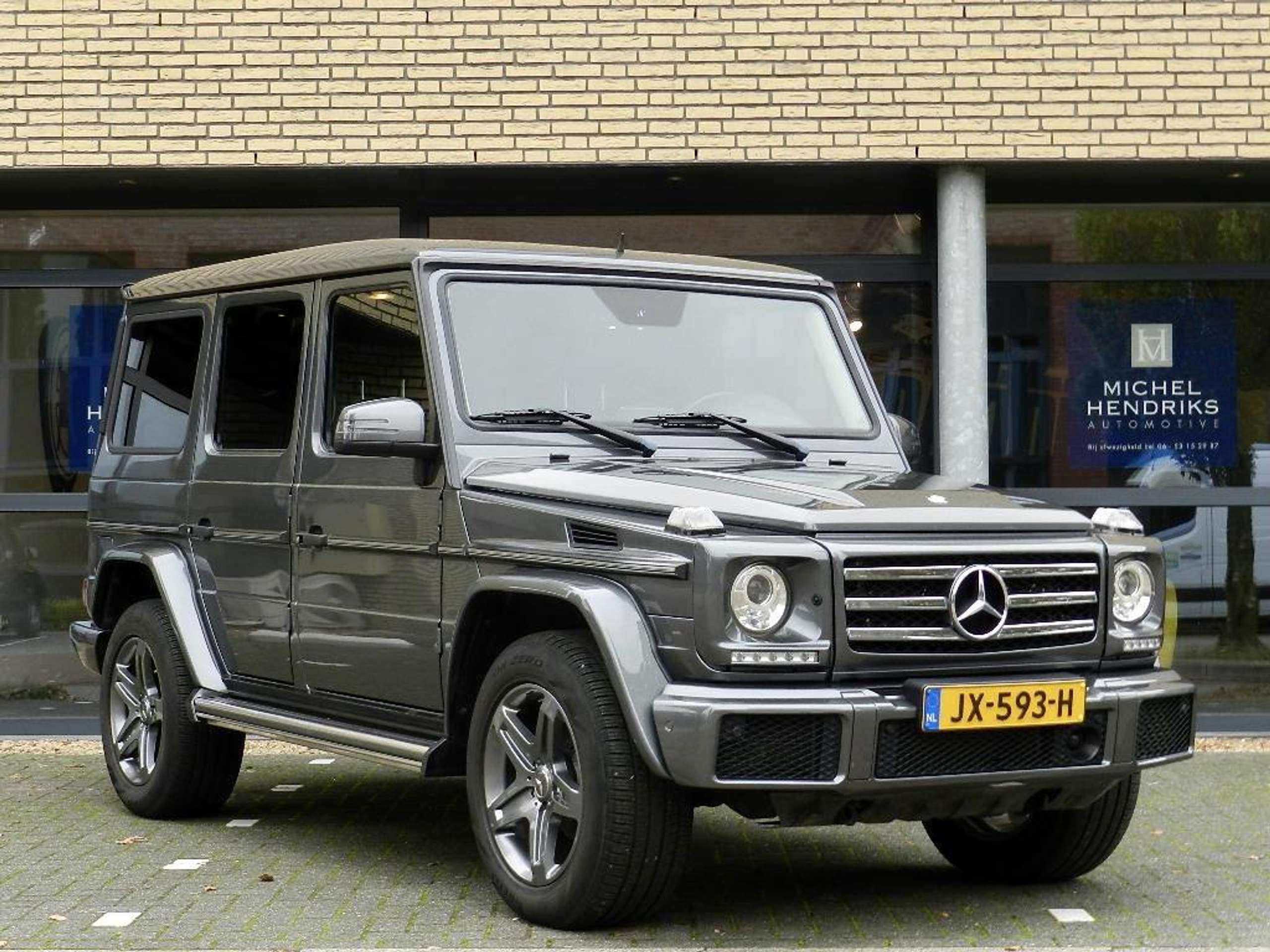 Mercedes-Benz - G 350