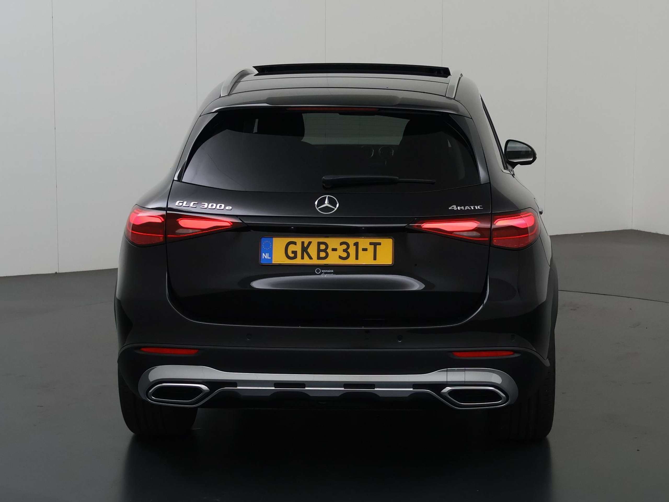 Mercedes-Benz - GLC 300