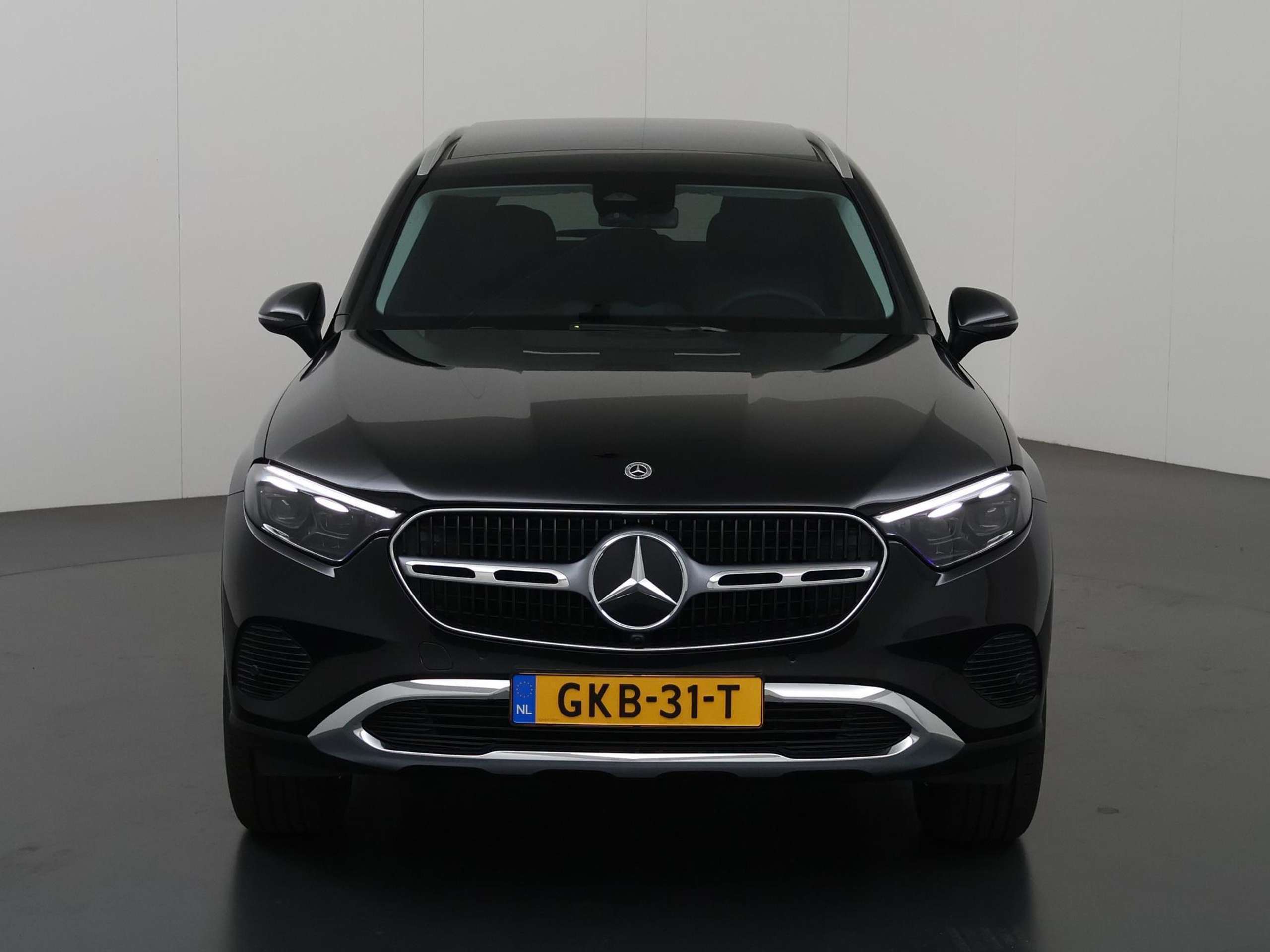 Mercedes-Benz - GLC 300