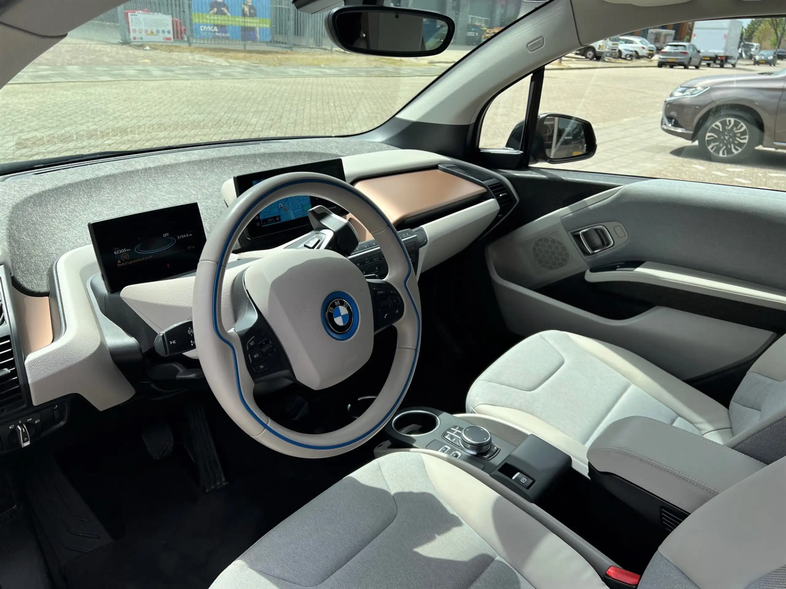 BMW - i3