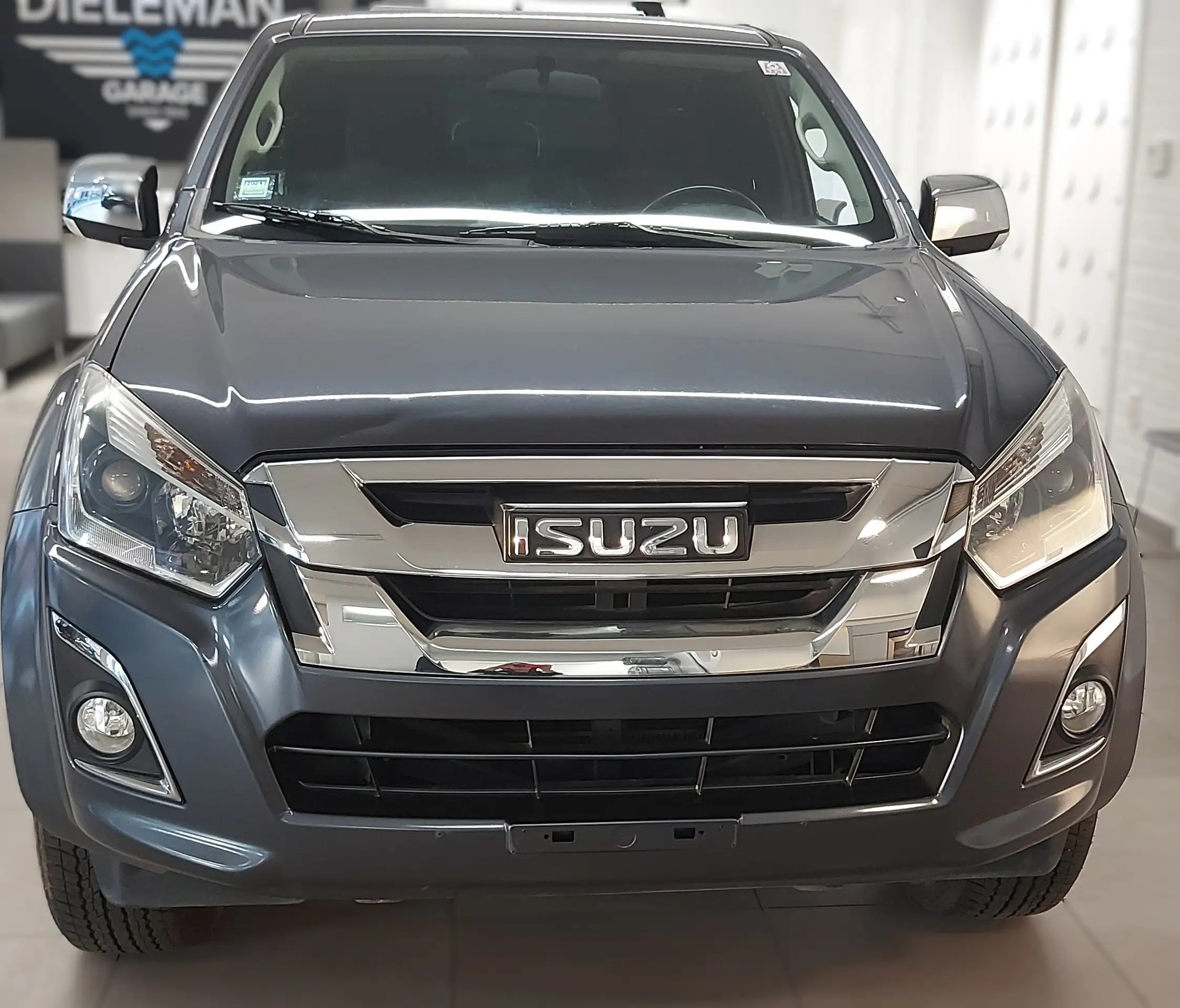 Isuzu - D-Max