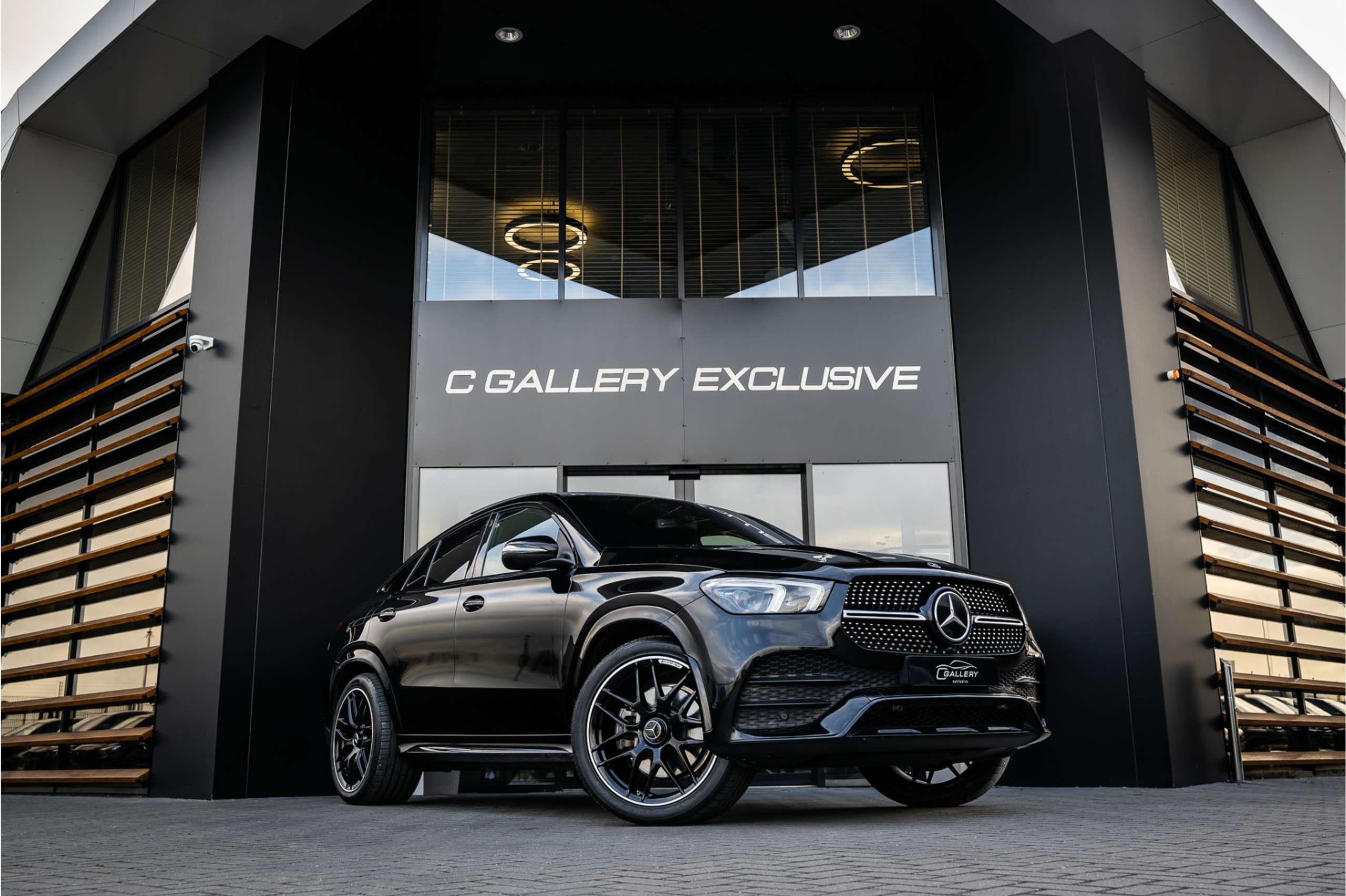 Mercedes-Benz - GLE 350