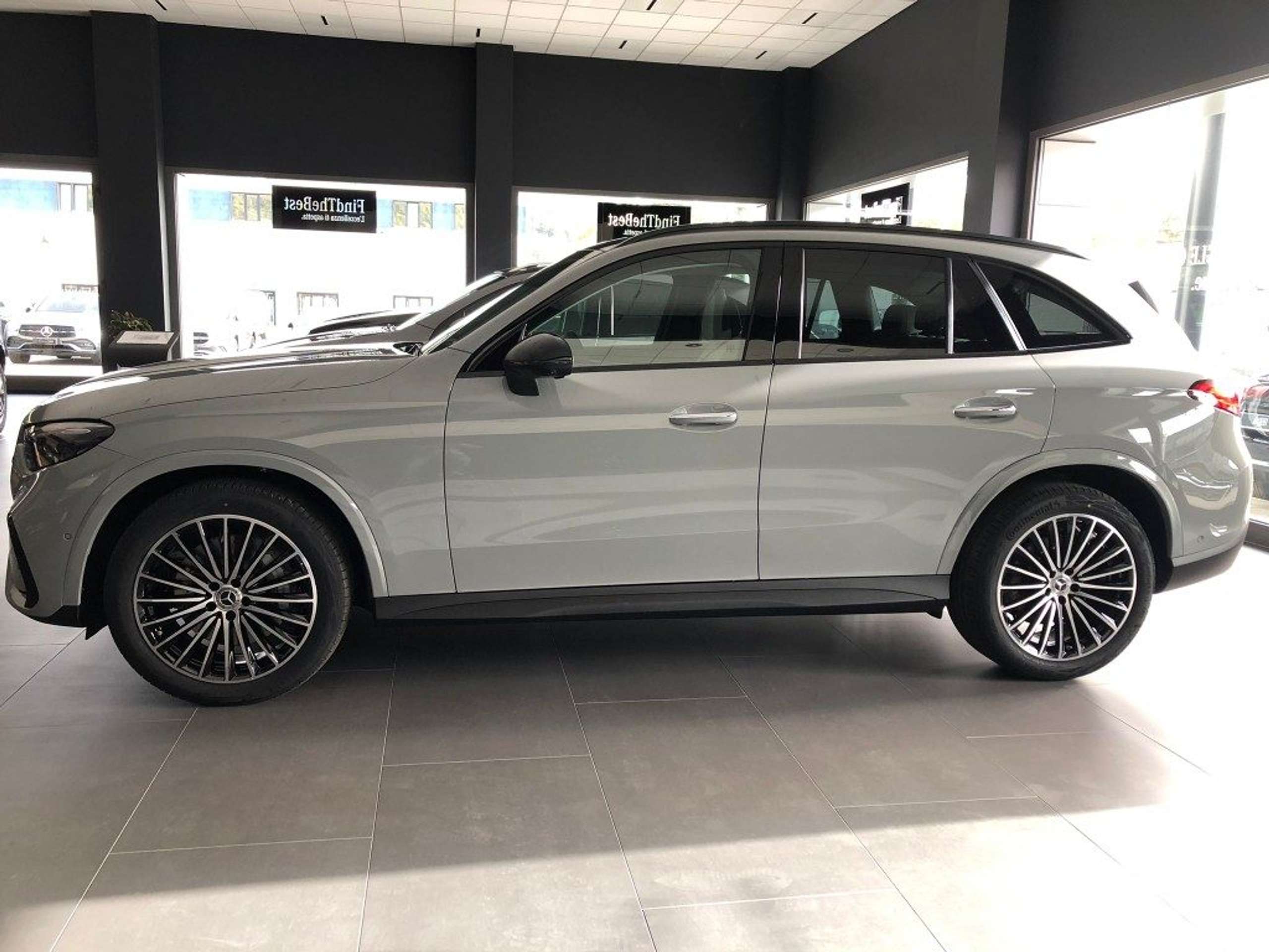 Mercedes-Benz - GLC 220