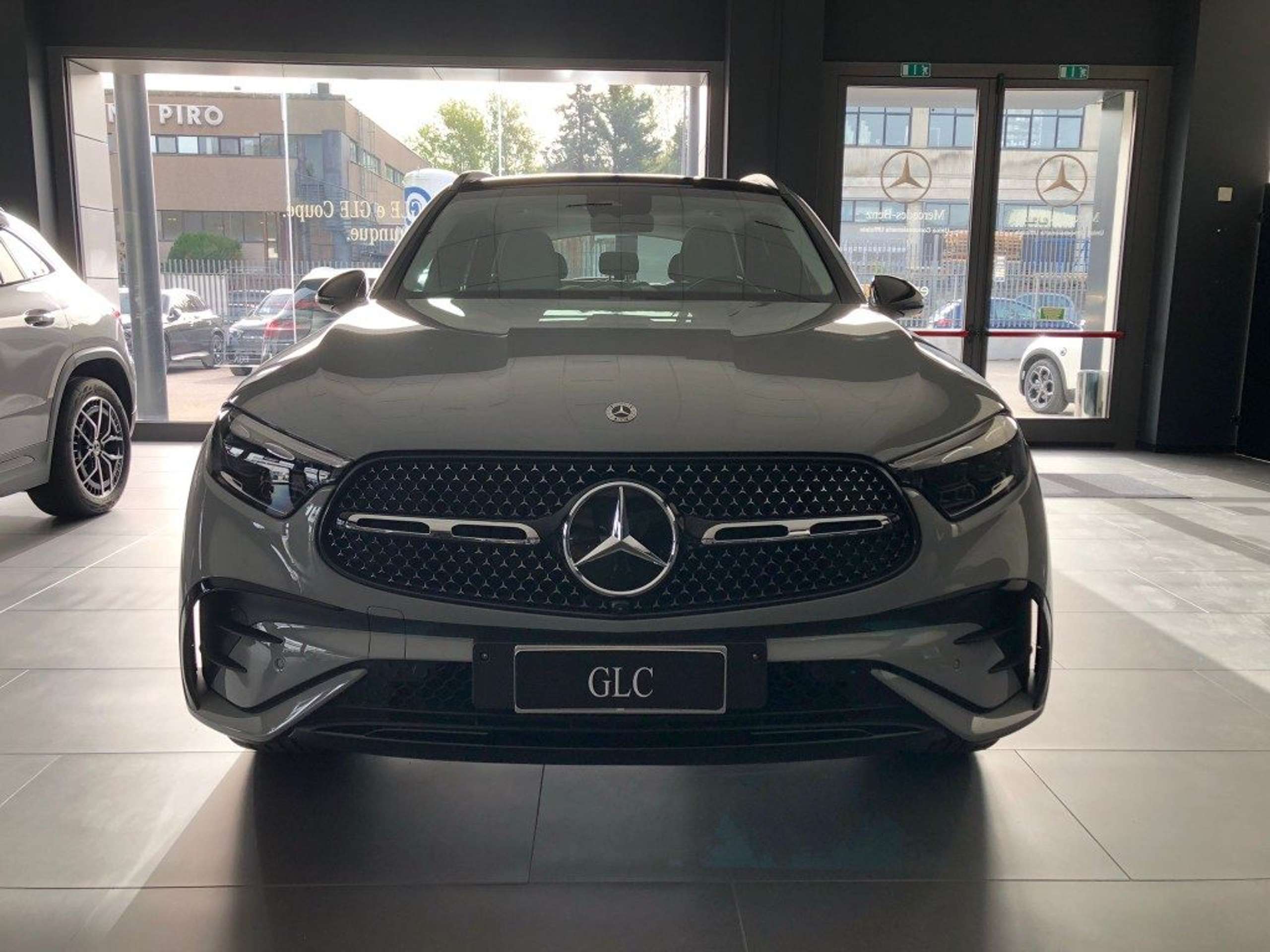 Mercedes-Benz - GLC 220