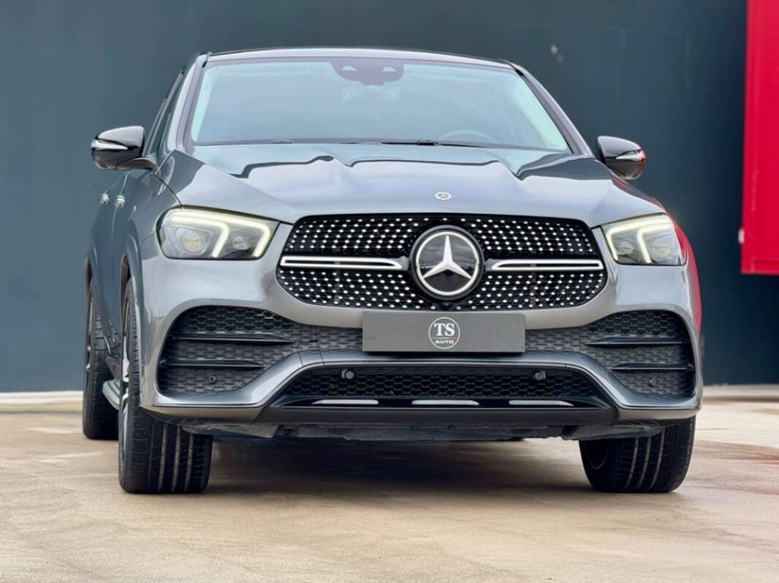 Mercedes-Benz - GLE 350