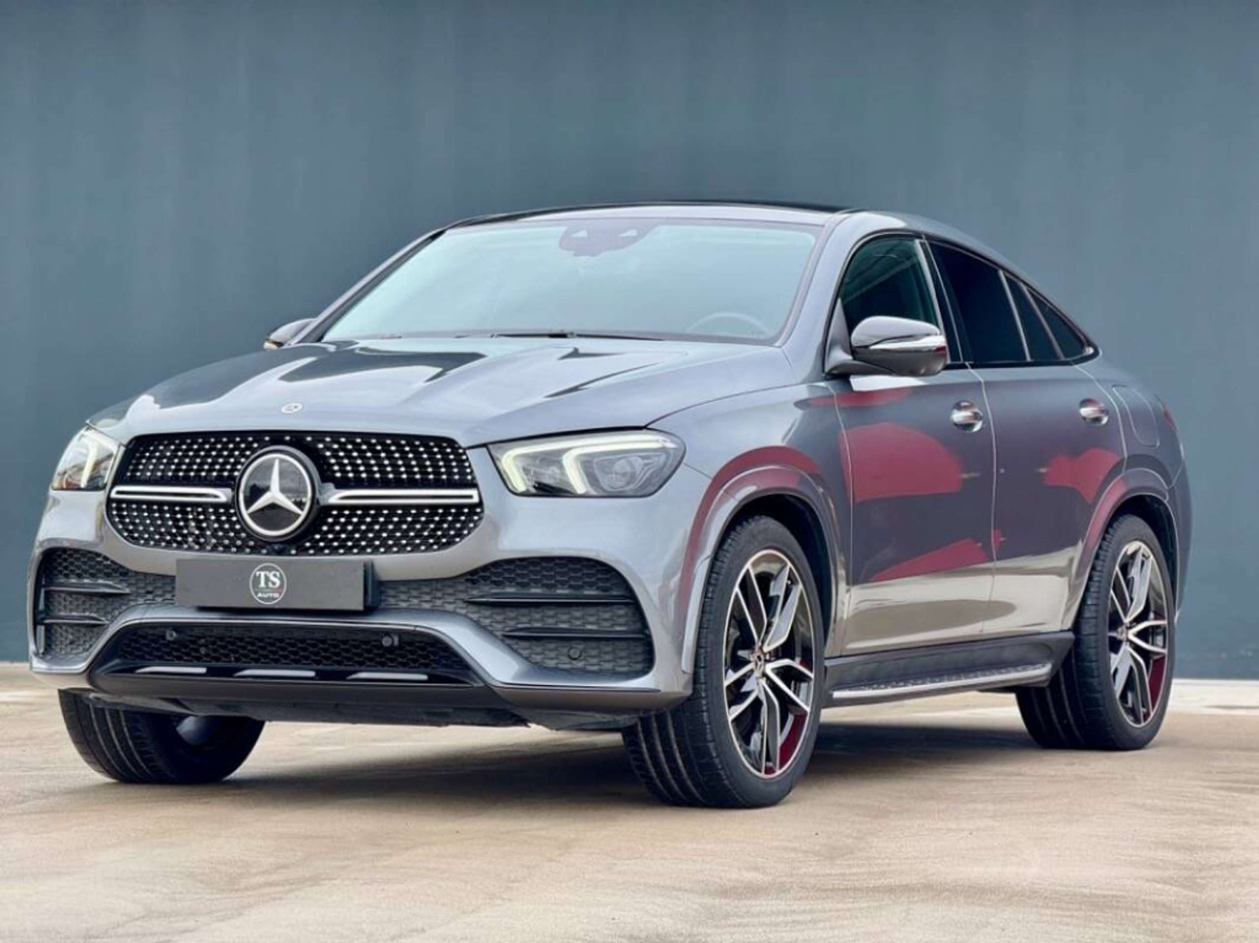 Mercedes-Benz - GLE 350