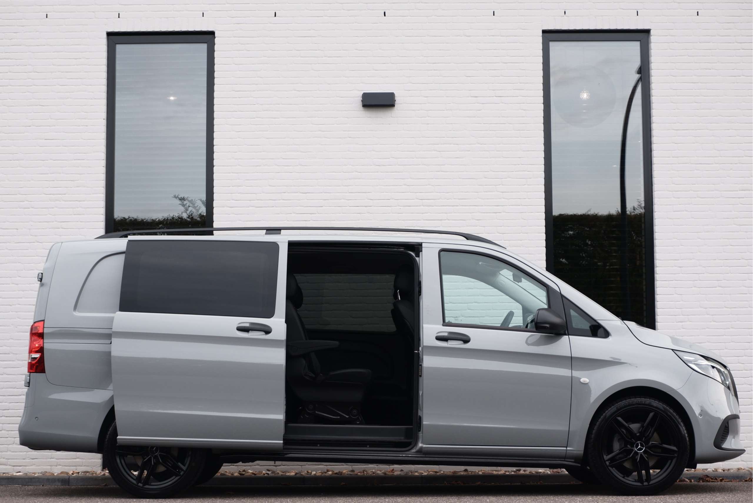 Mercedes-Benz - Vito