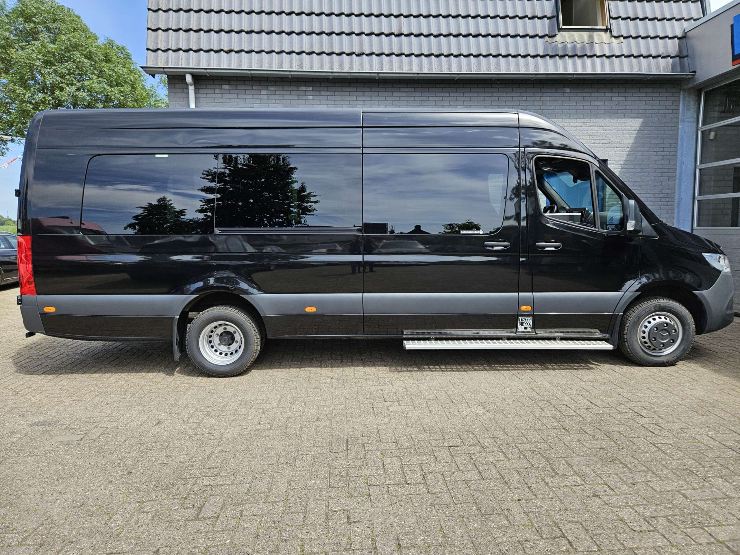 Mercedes-Benz - Sprinter