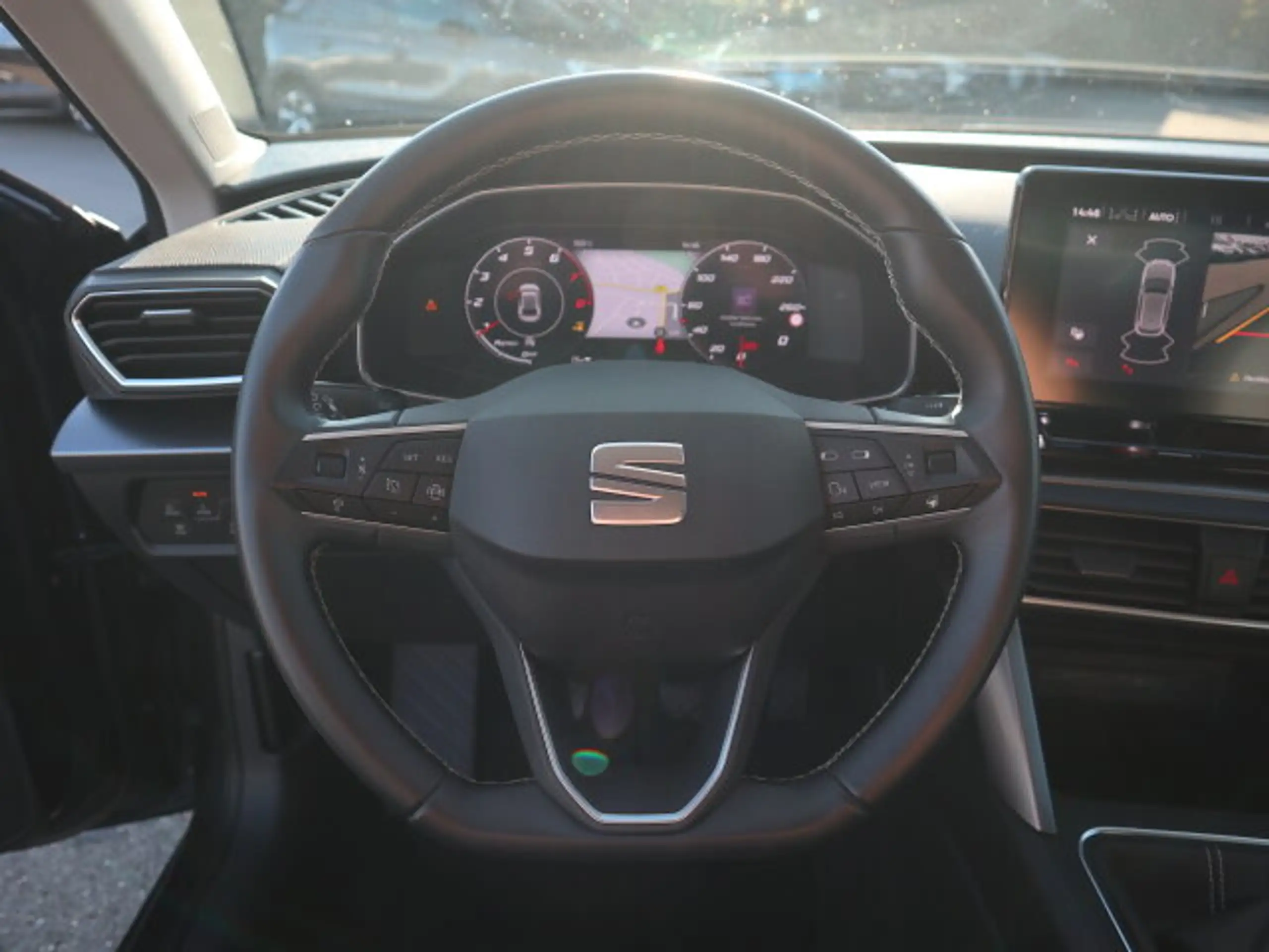 SEAT - Leon