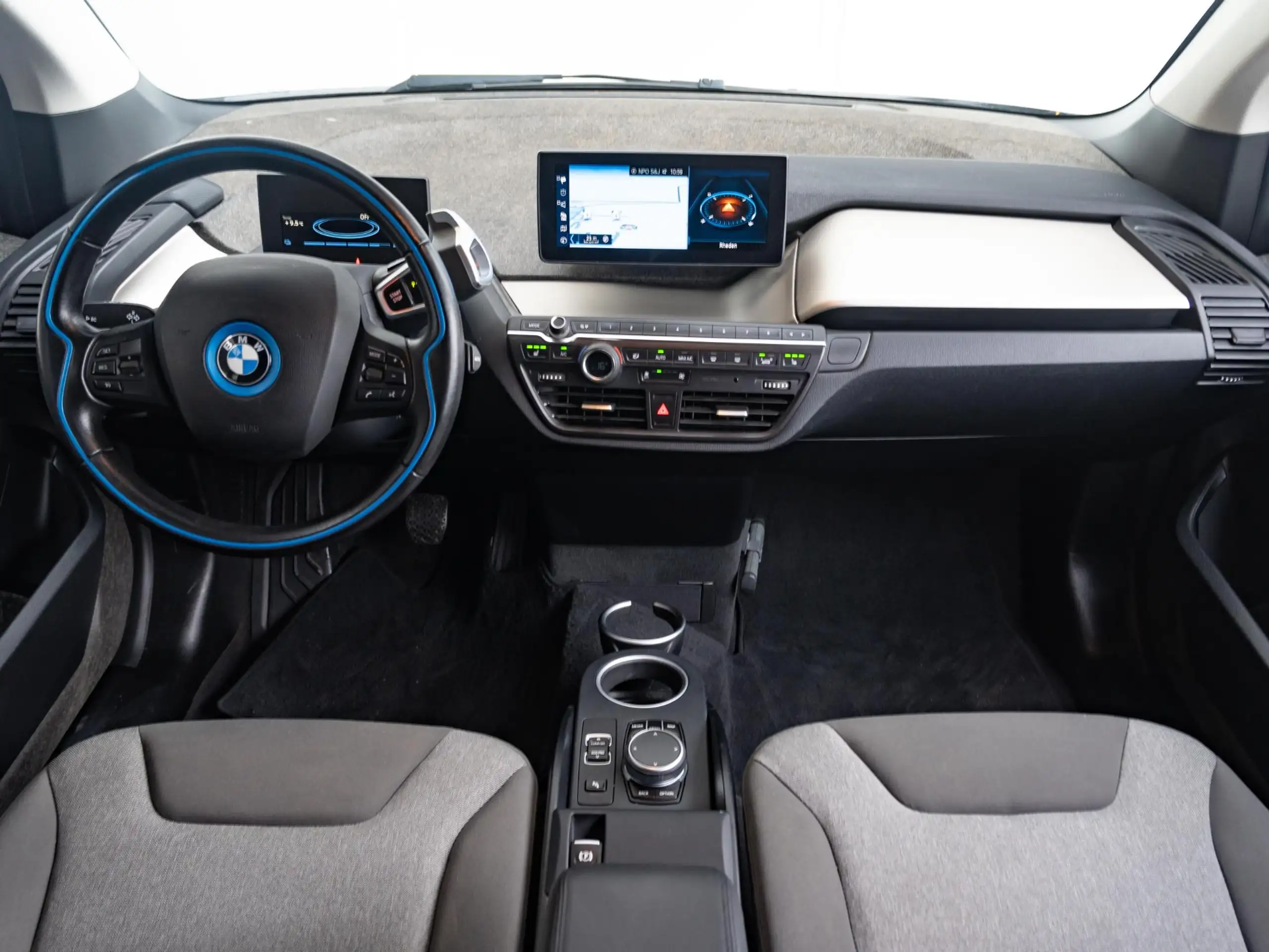 BMW - i3