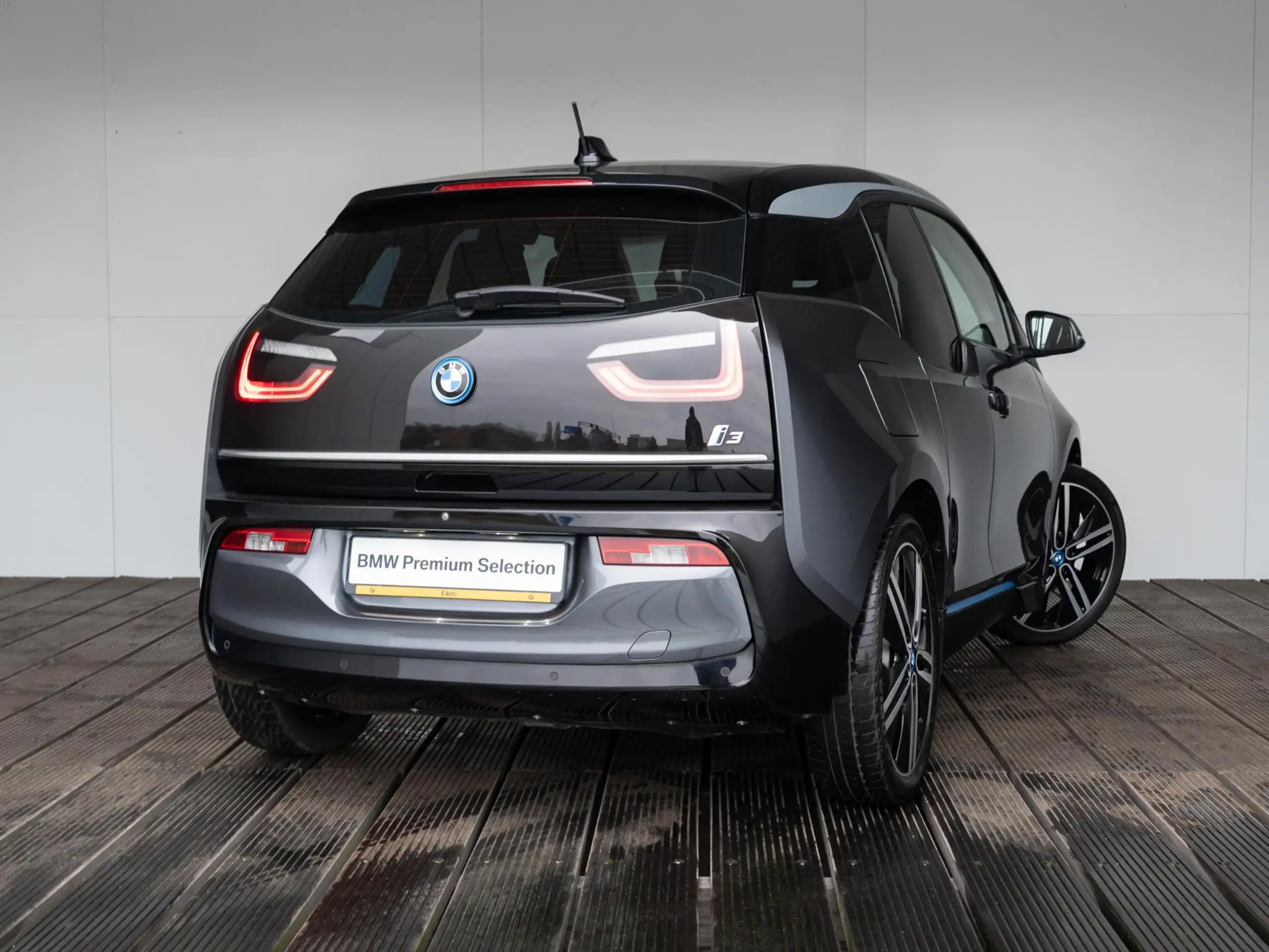 BMW - i3