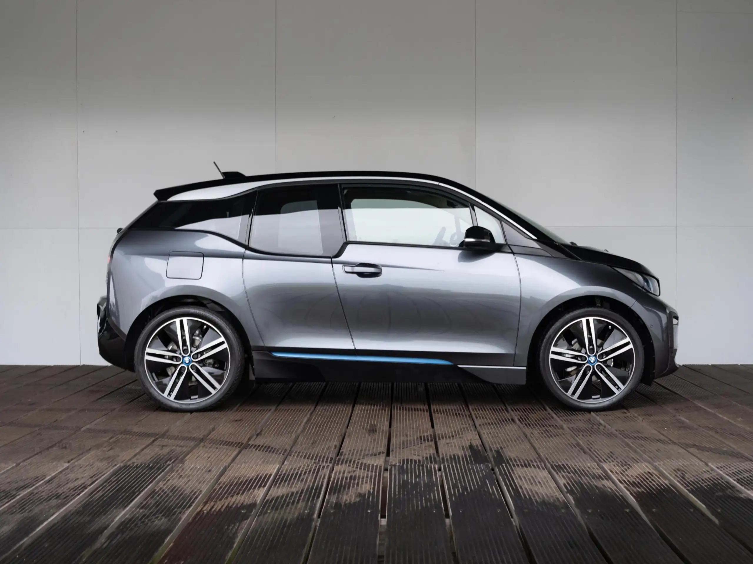 BMW - i3