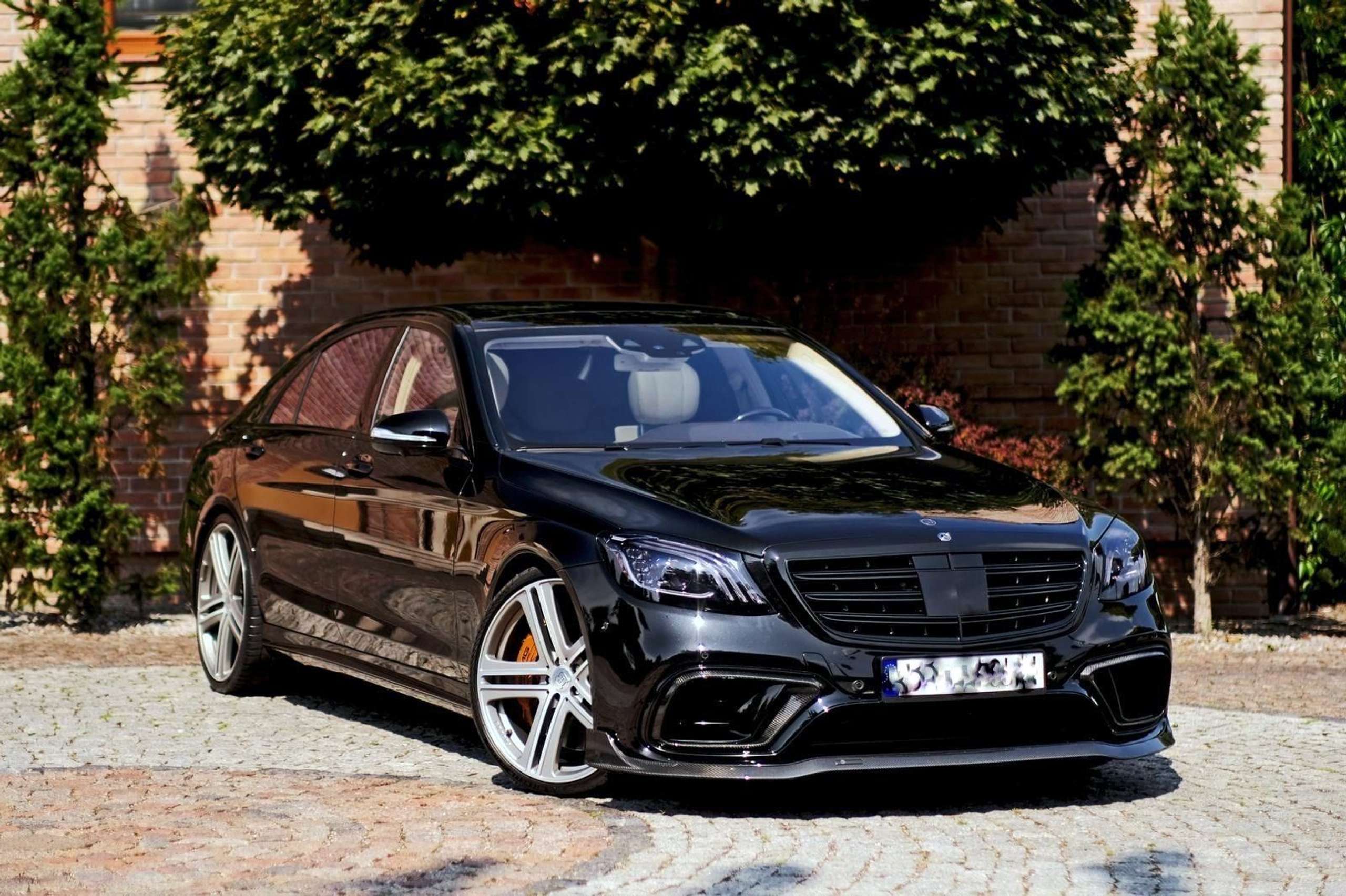 Mercedes-Benz - S 560