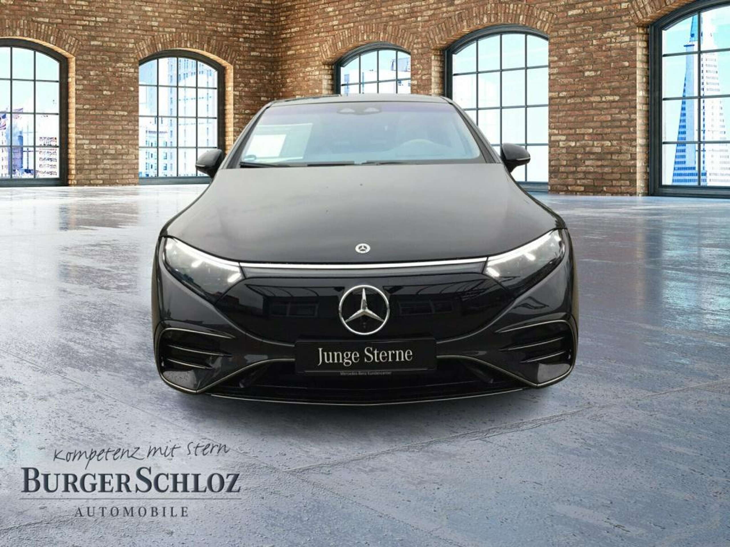 Mercedes-Benz - EQS