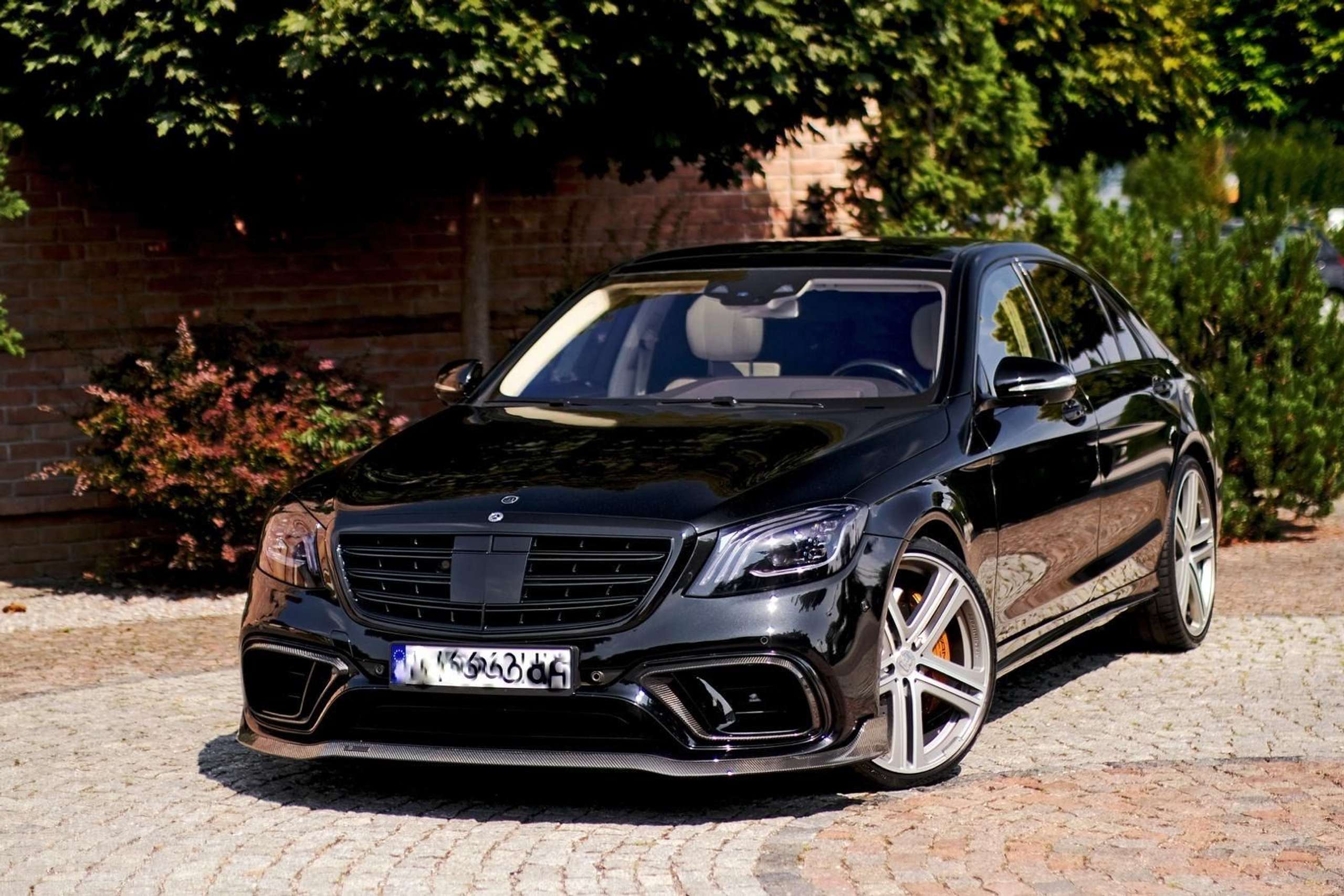 Mercedes-Benz - S 560