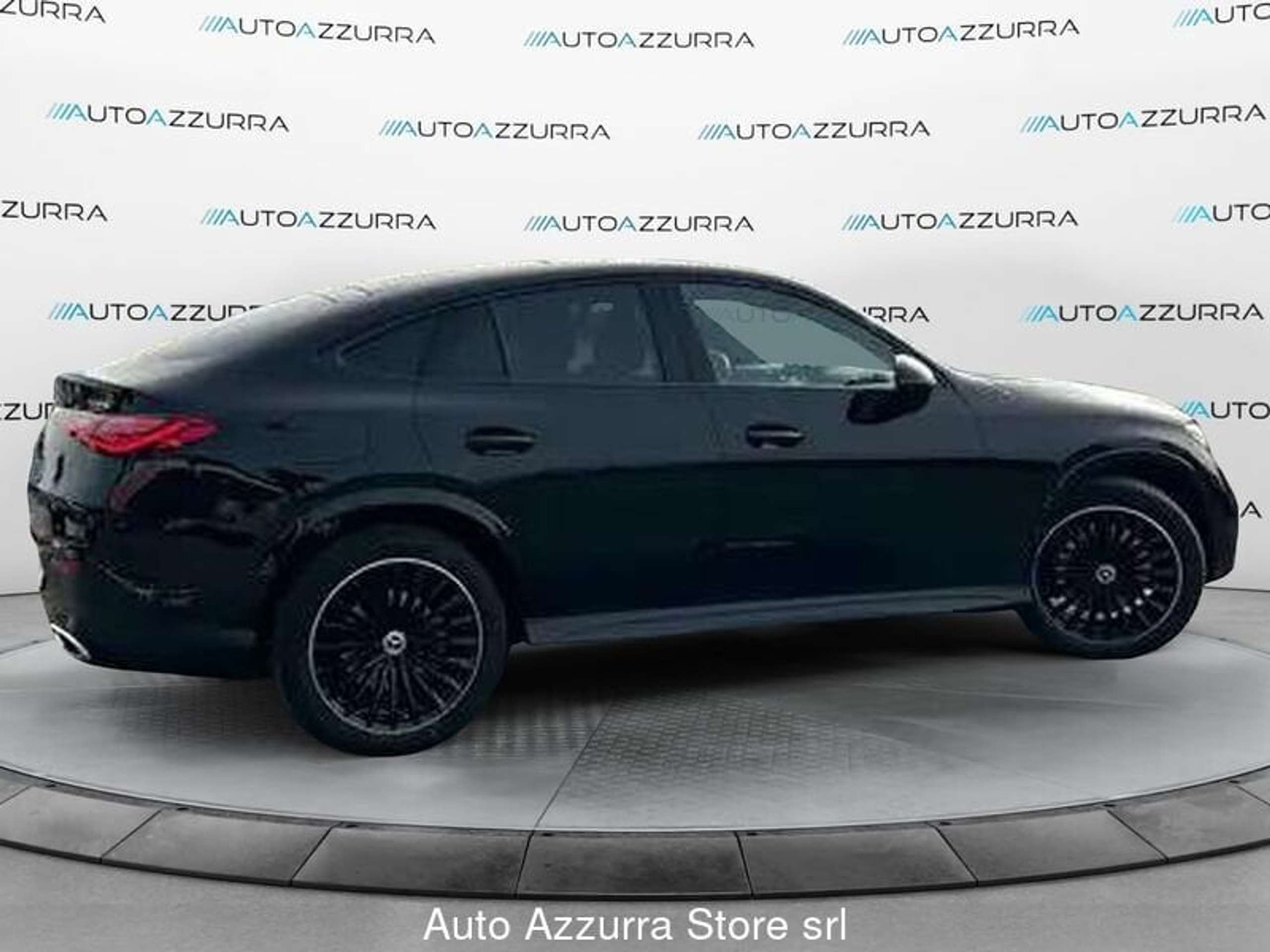 Mercedes-Benz - GLC 220