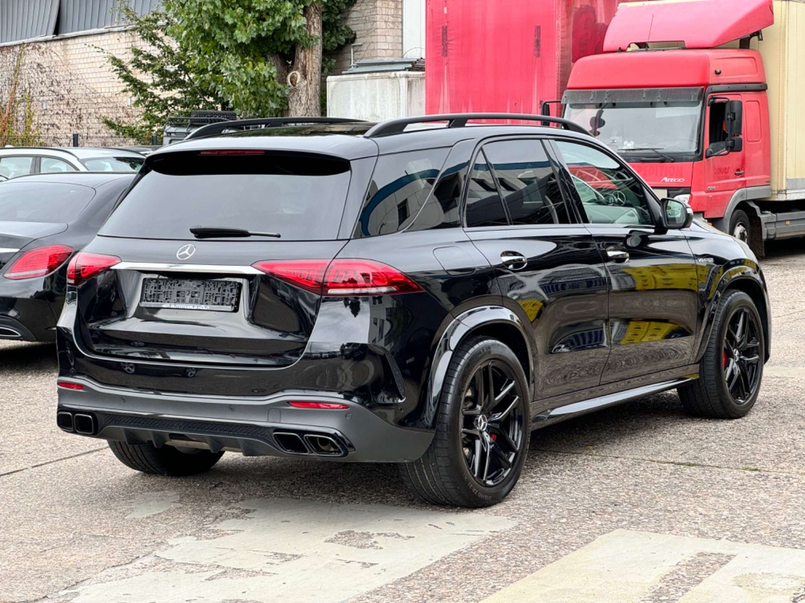 Mercedes-Benz - GLE 63 AMG