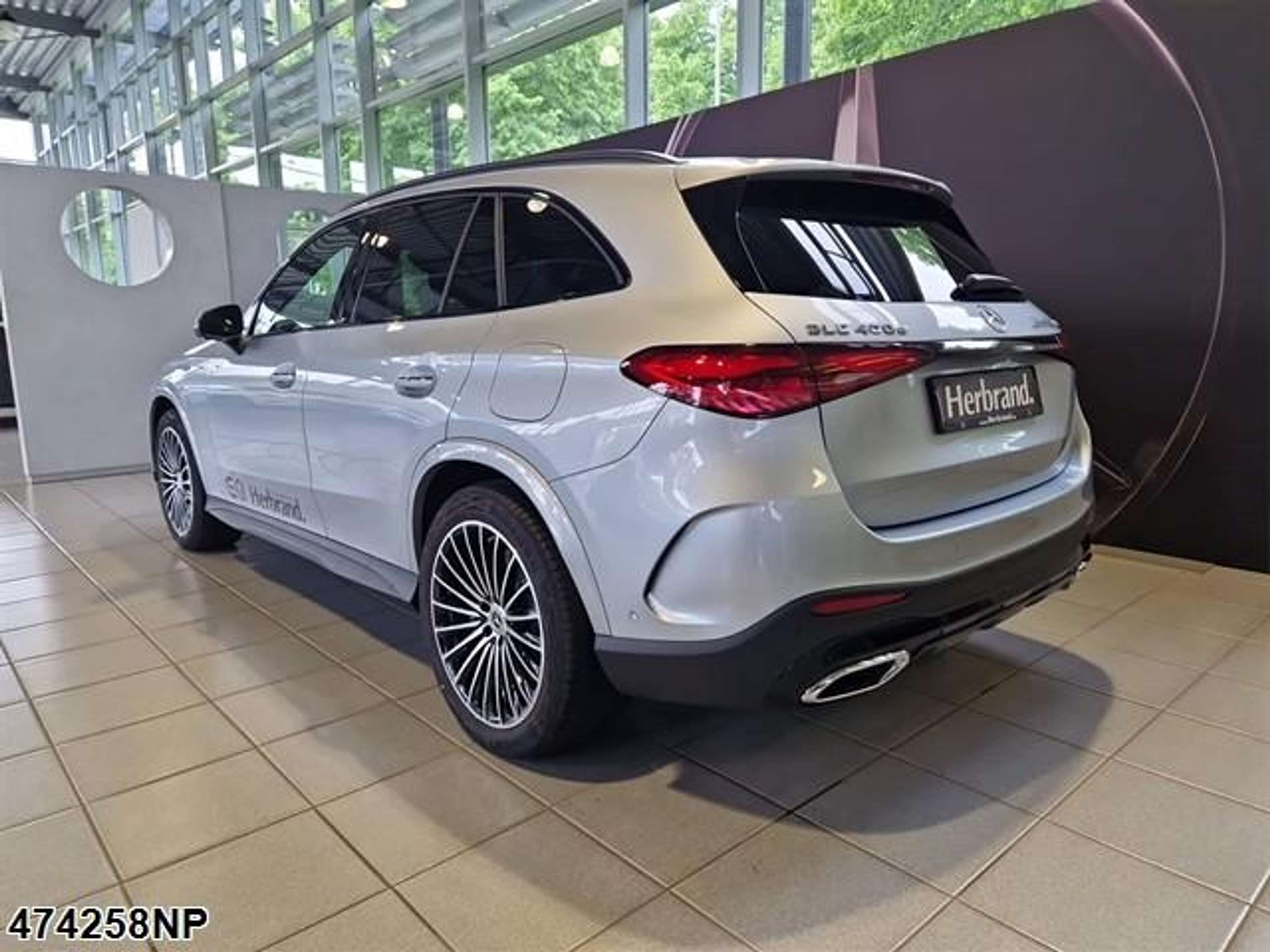 Mercedes-Benz - GLC 400